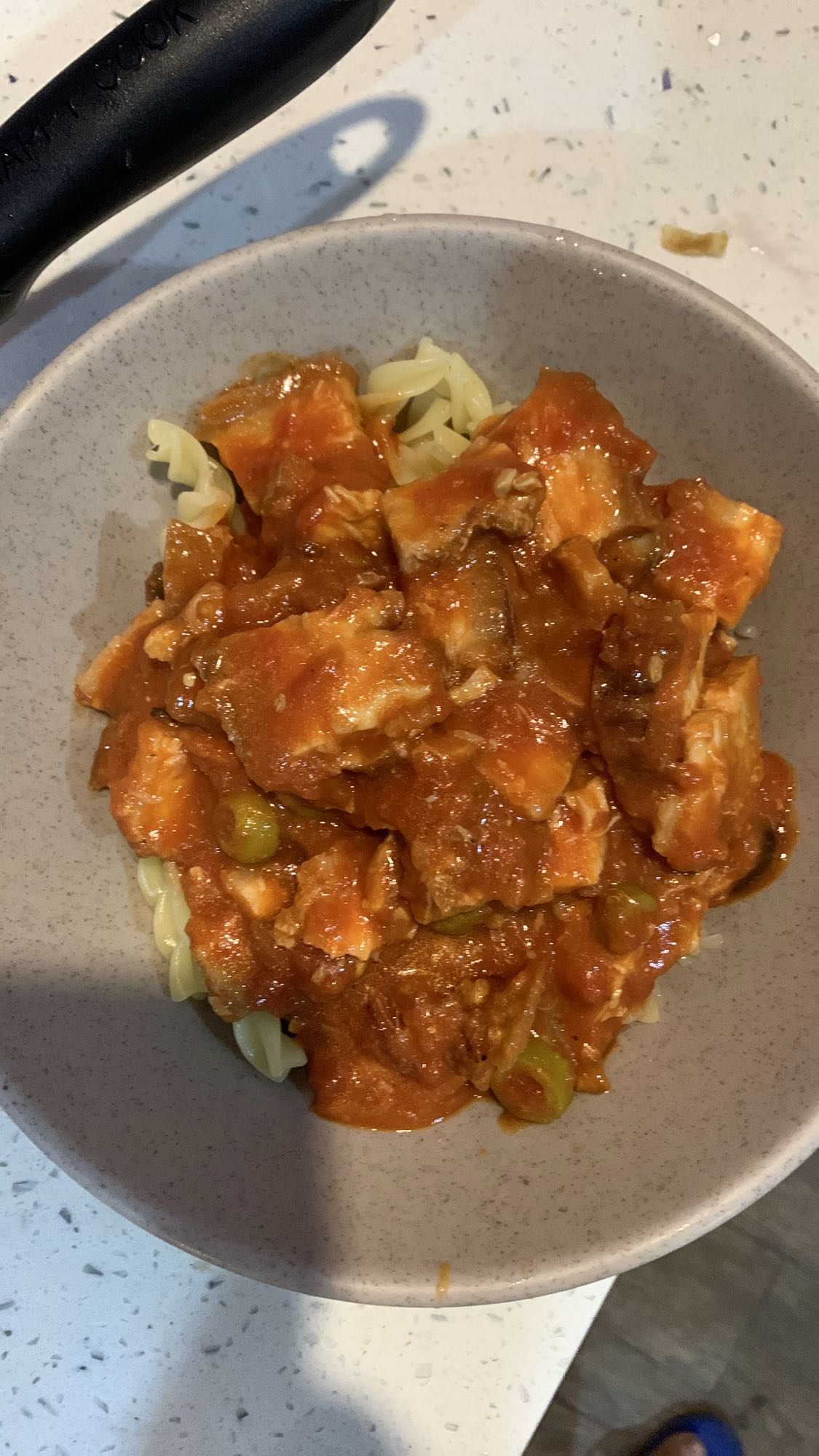 Pasta with salmon sauce