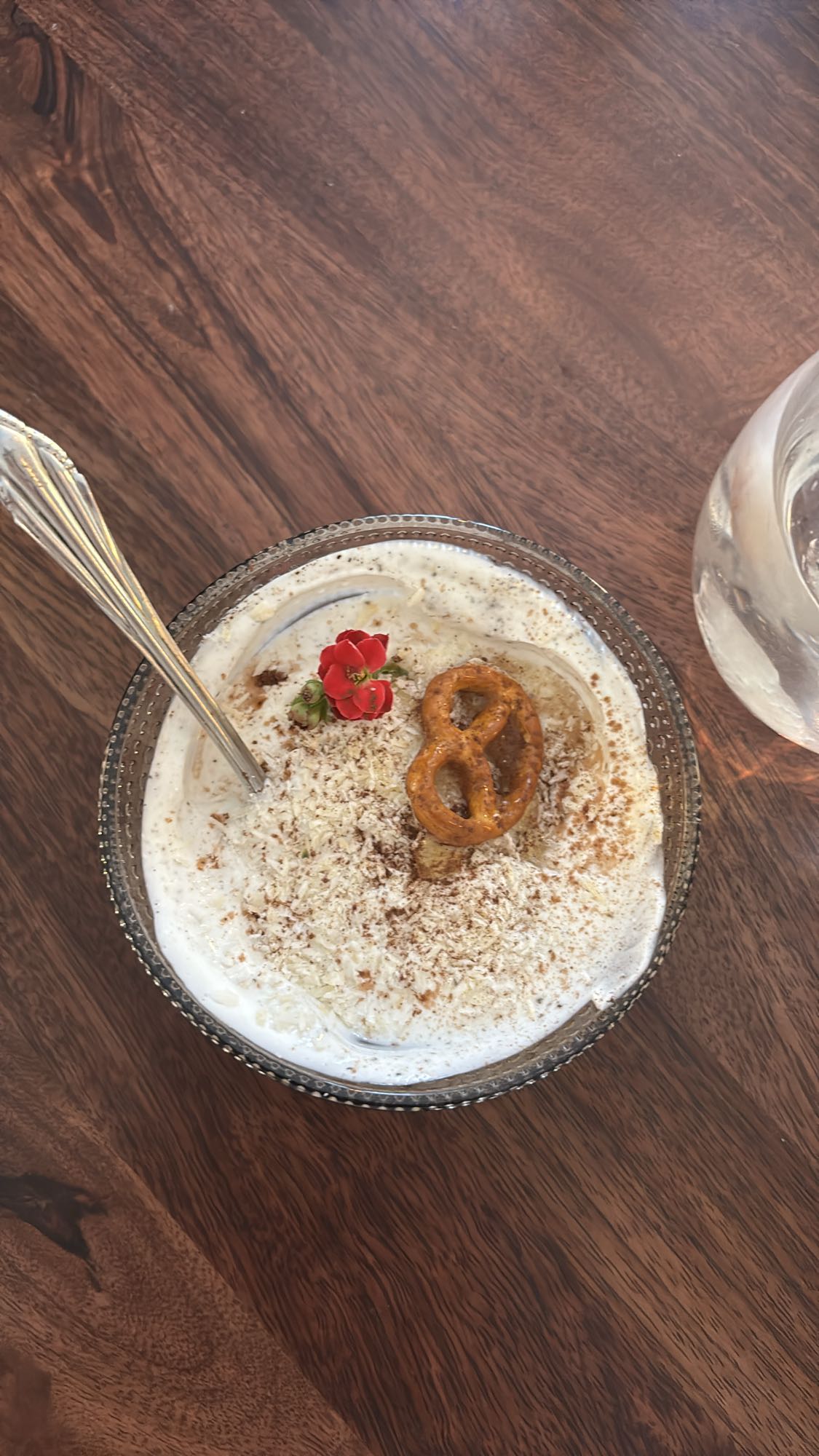 Yoghurt med kokos & krans