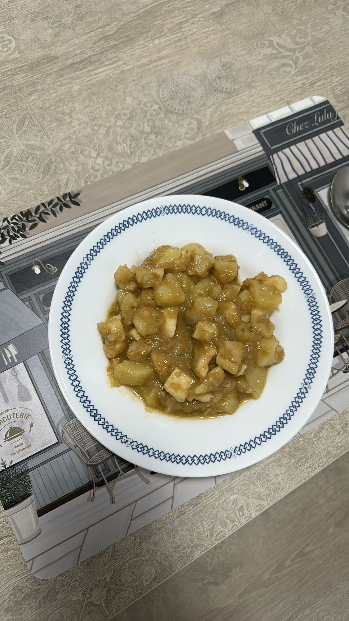 patata cocida con calamares a la pluma