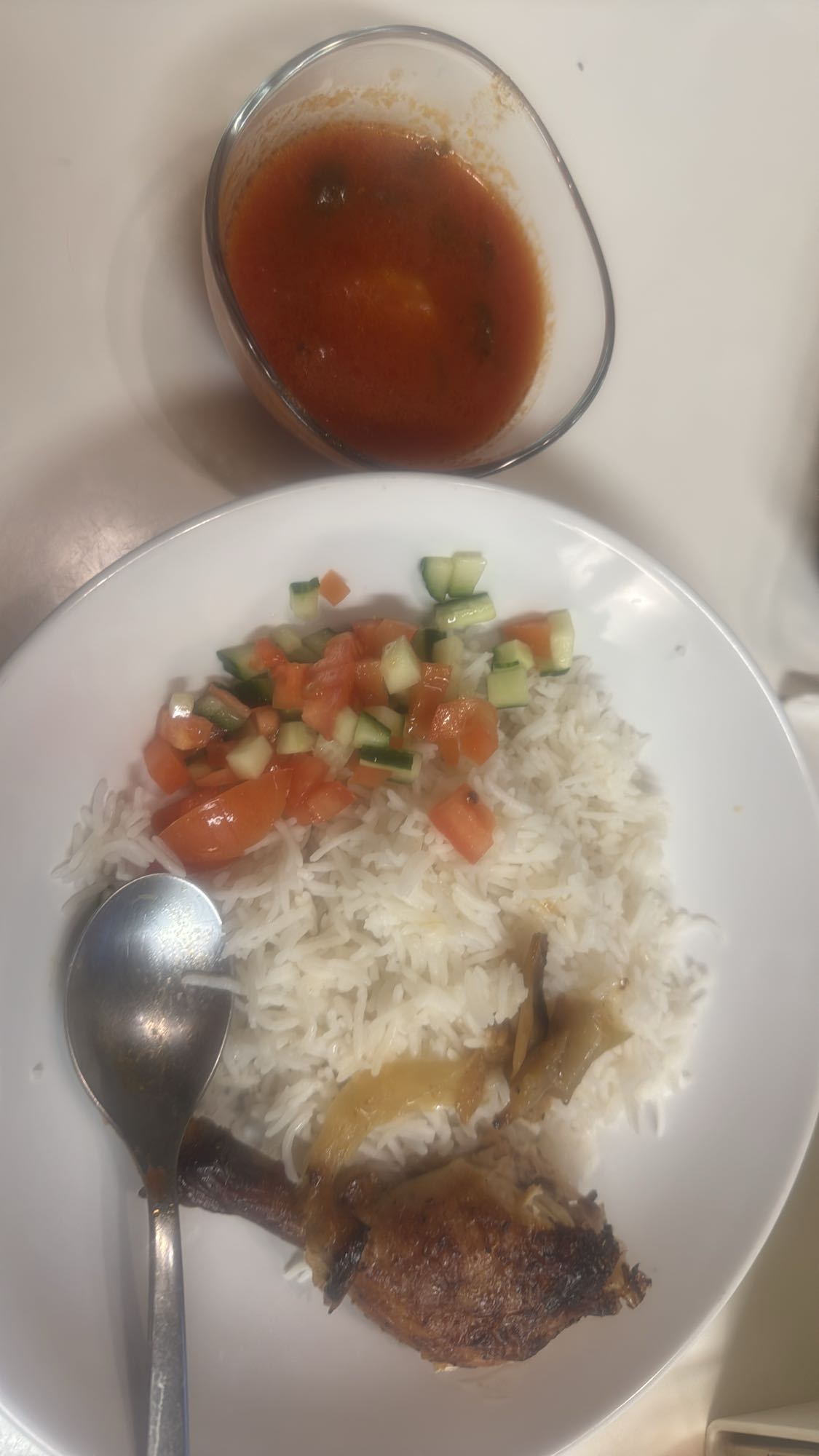 Kyckling med ris och sås