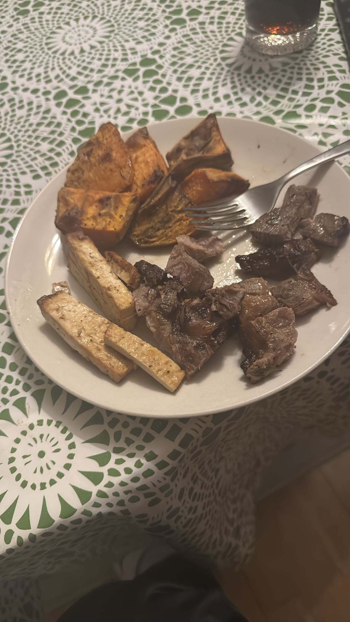 Tofu, kött & sötpotatis