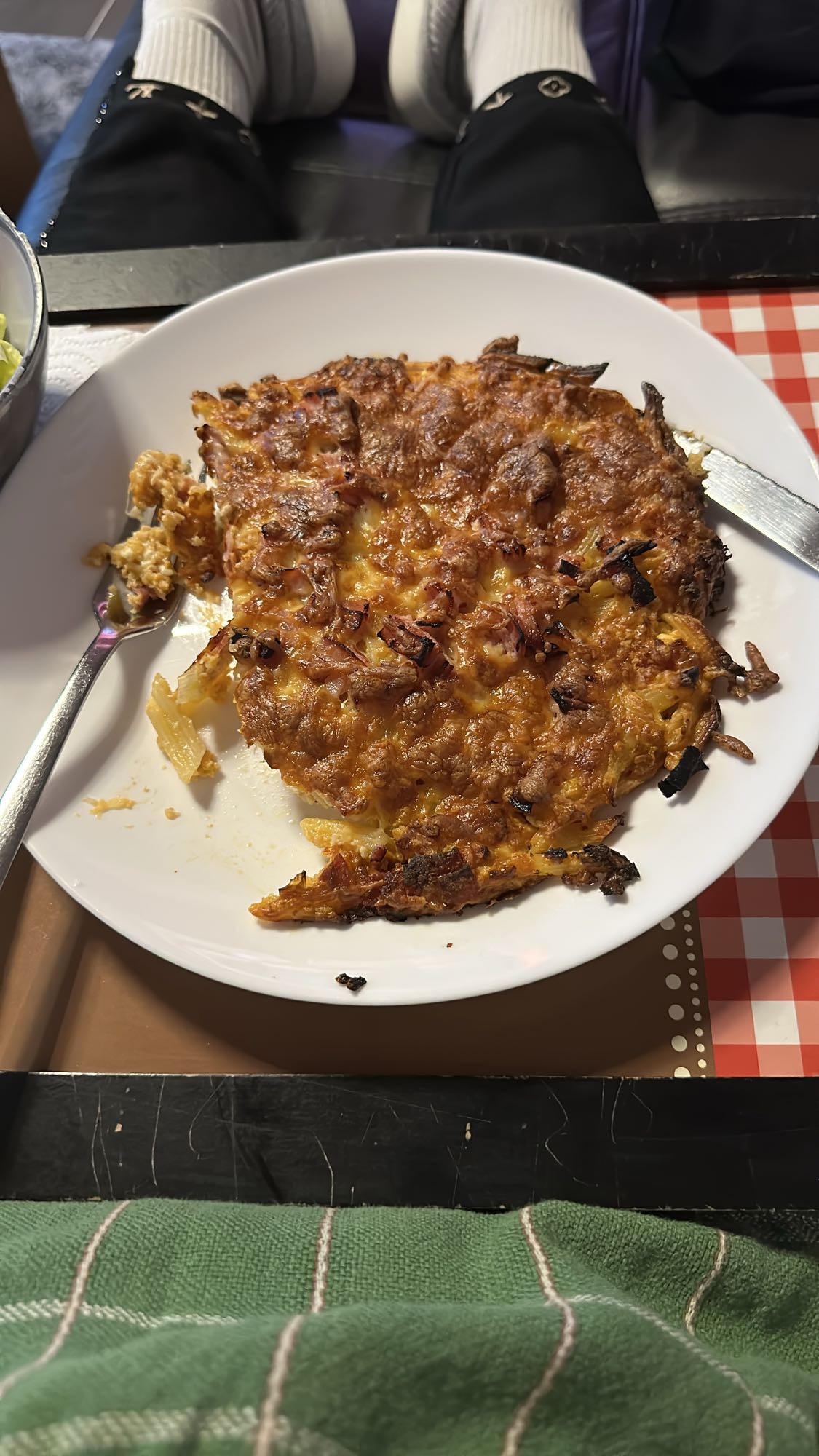 Pasta-Omelett mit Käse