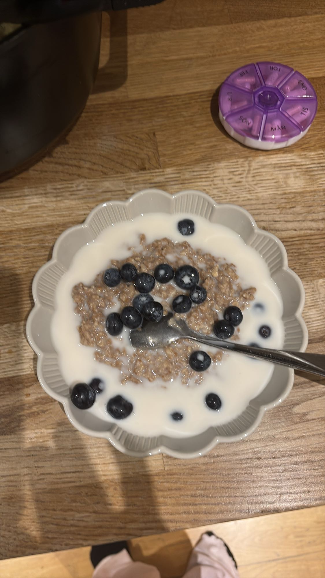 Havregrynsgröt med blåbär