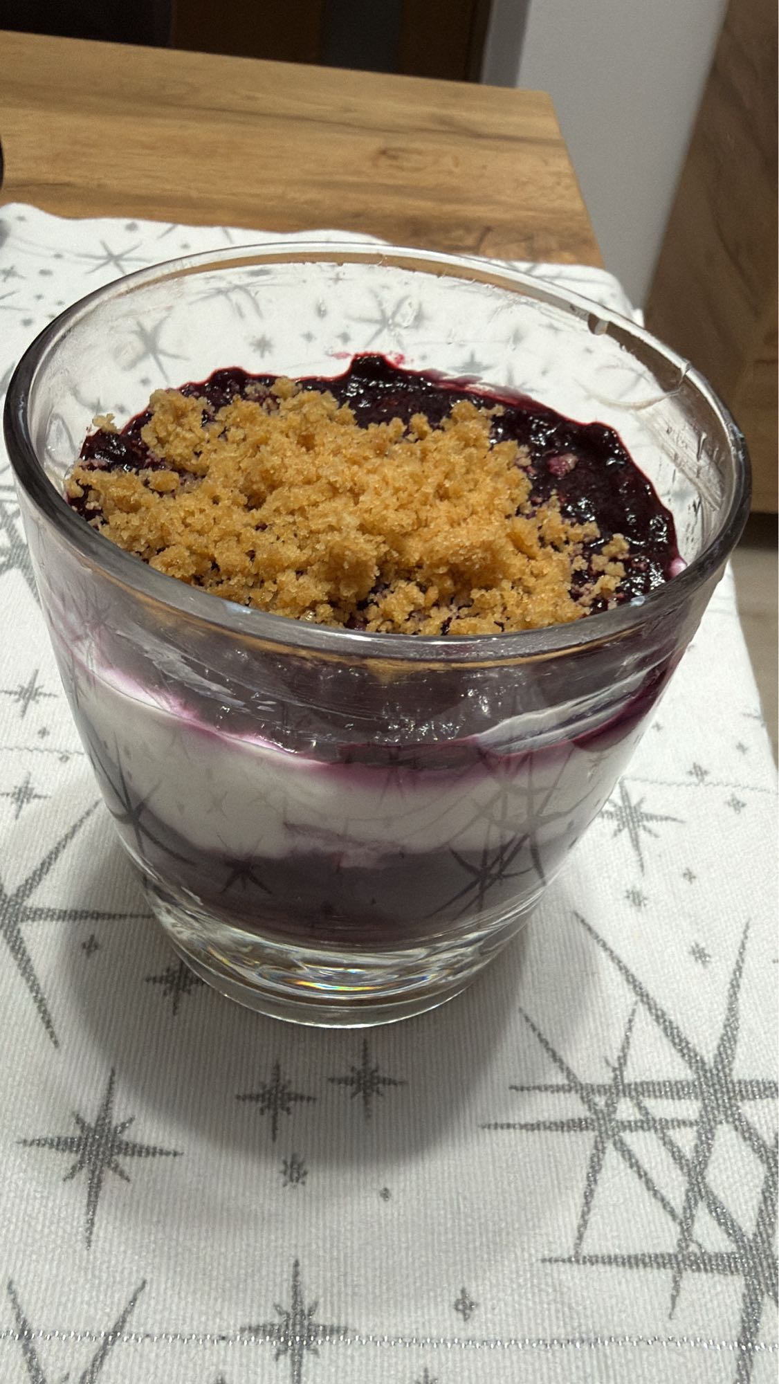 Desert cu iaurt si fructe