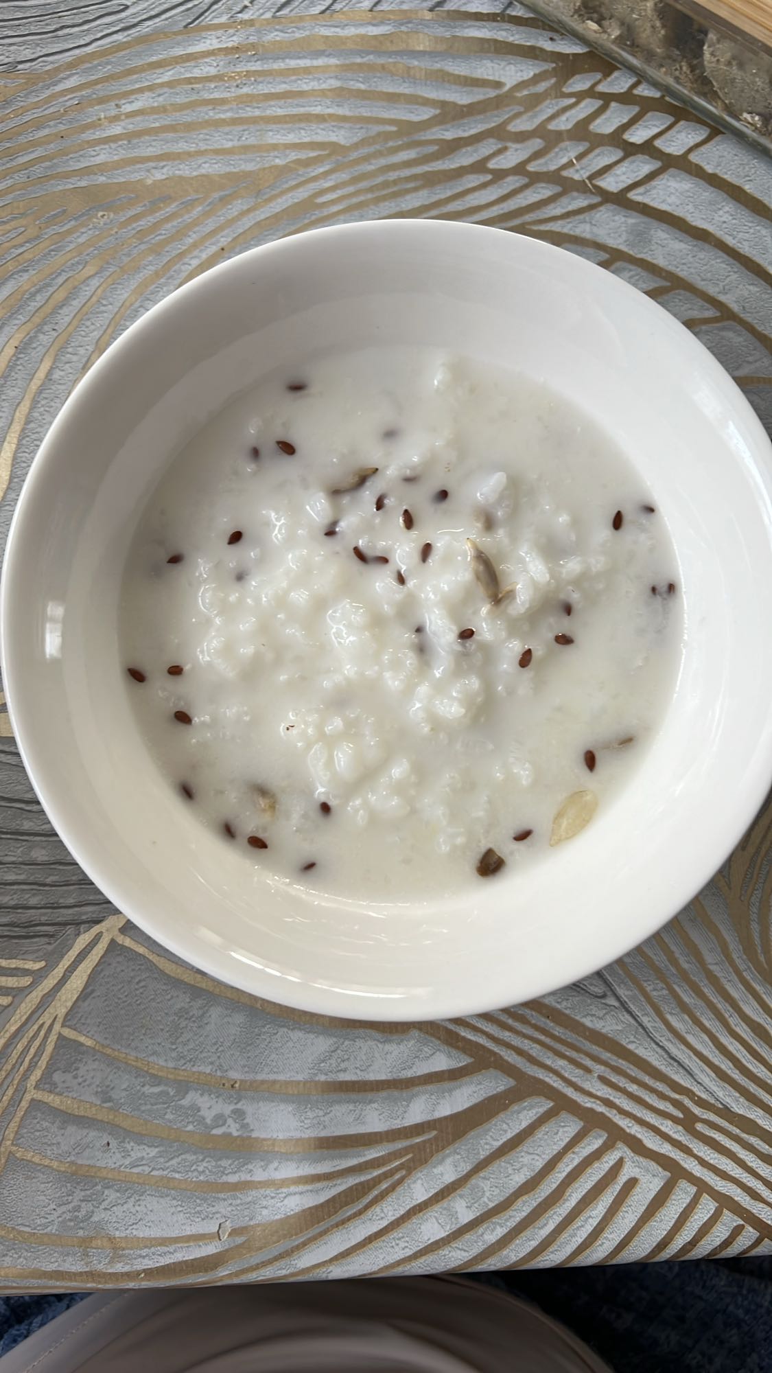 рисовая каша с семенами