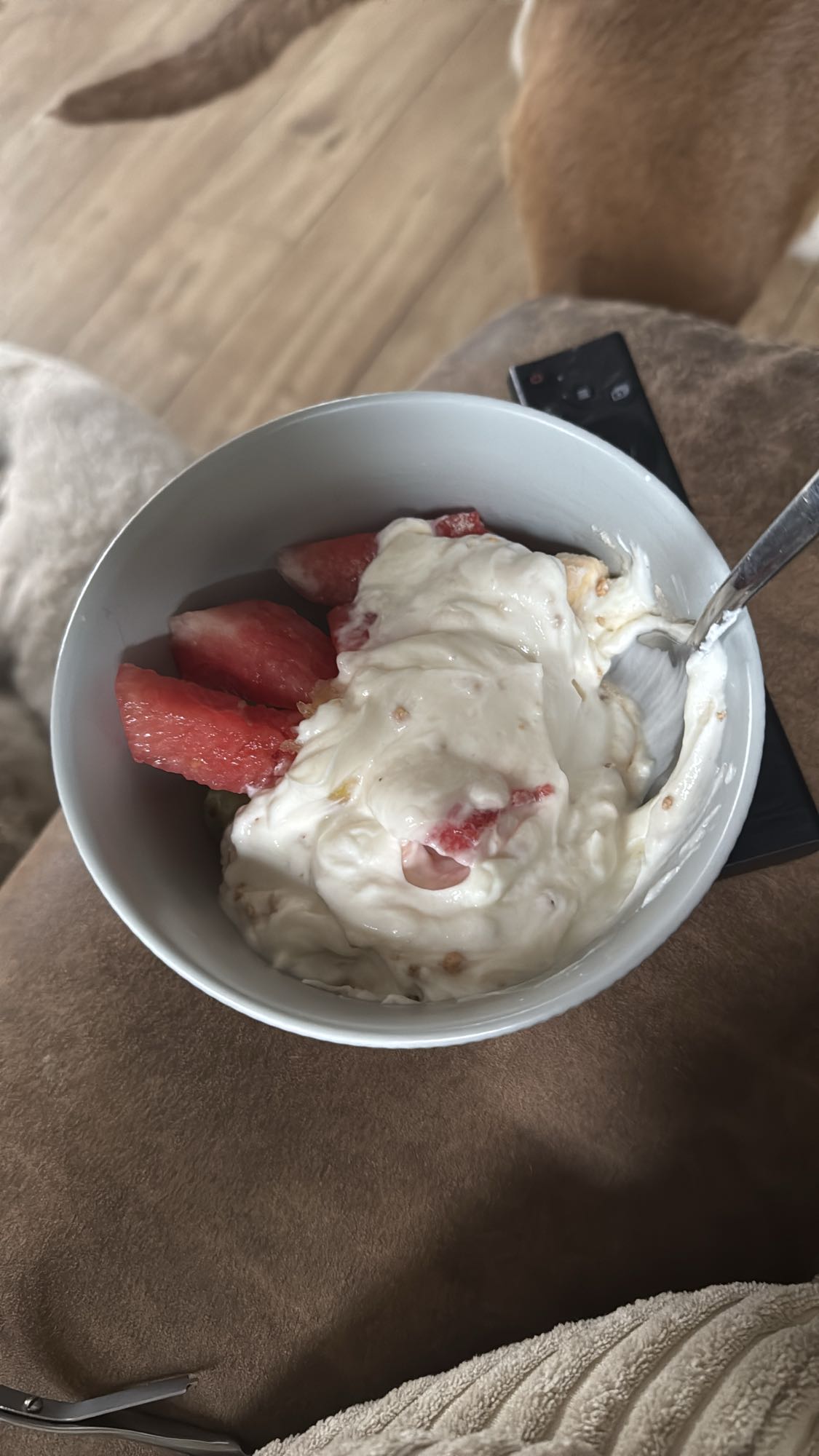 Magerquark mit Melone, Kiwi und Banane