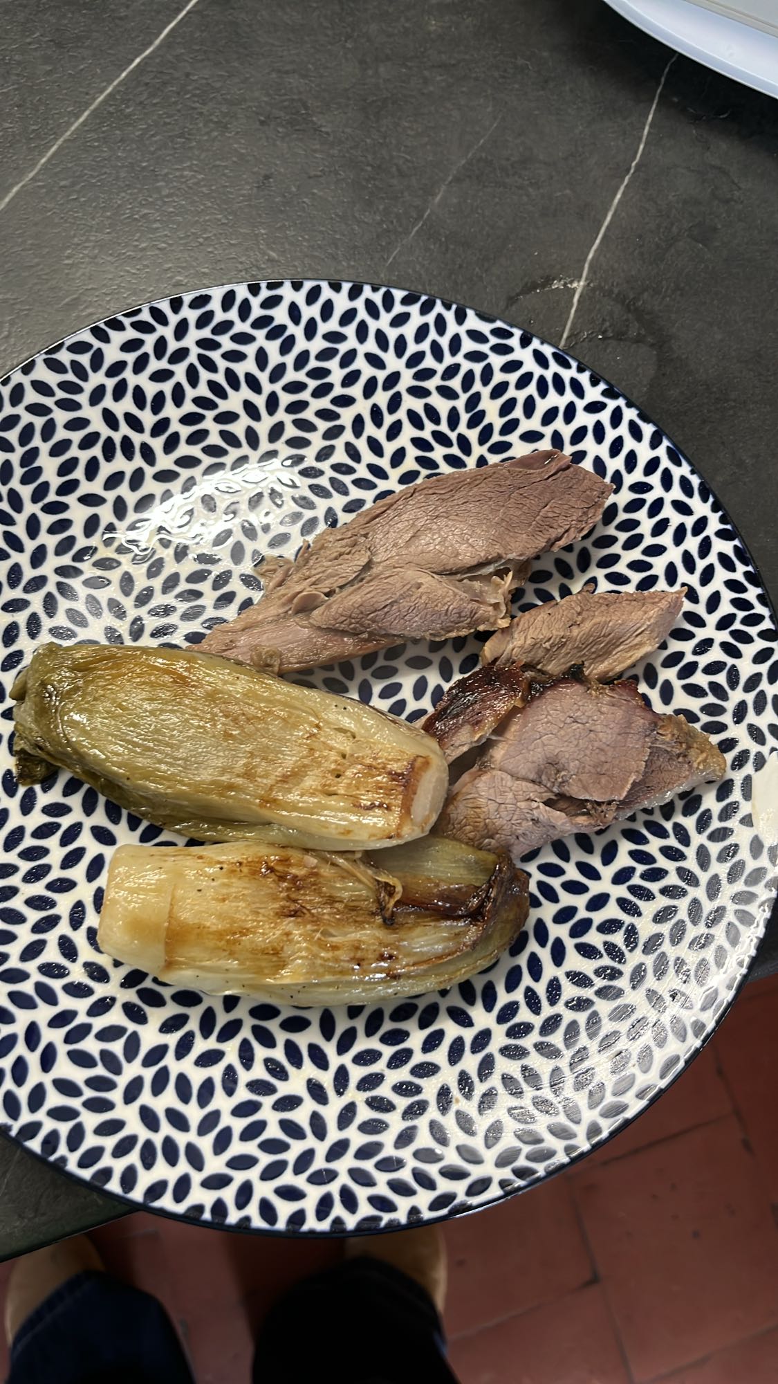 Agneau et endives braisées