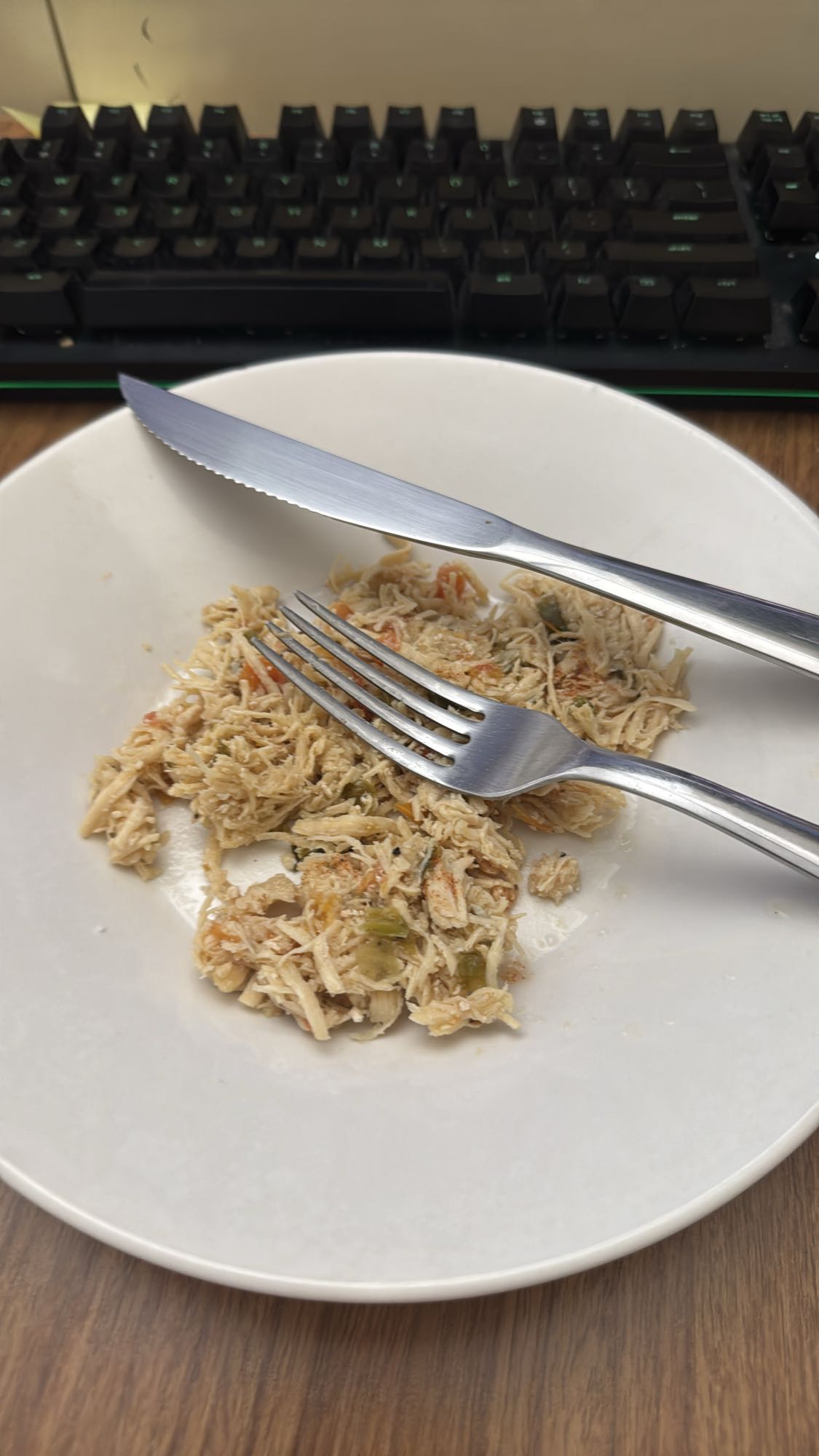 Frango desfiado com legumes