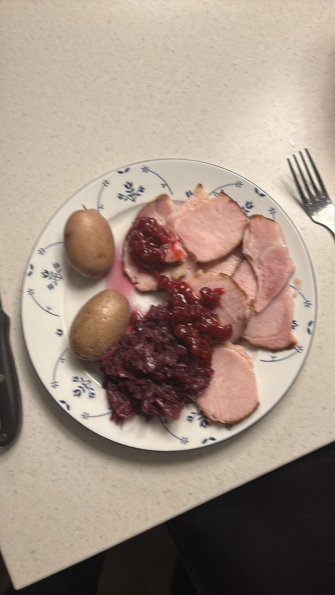 Rødkål og skinke tallerken