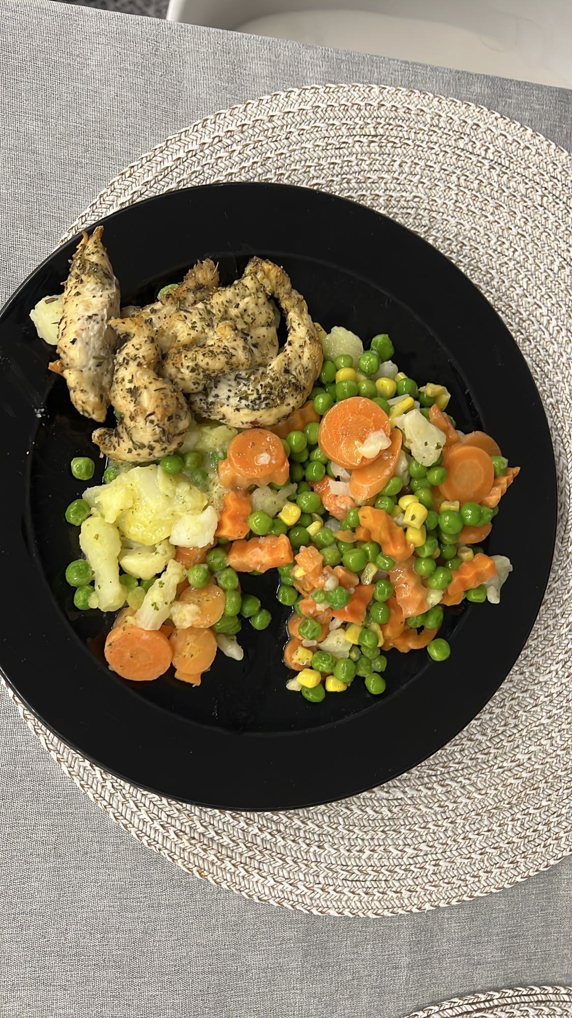 Kurczak z warzywami i ziemniakami