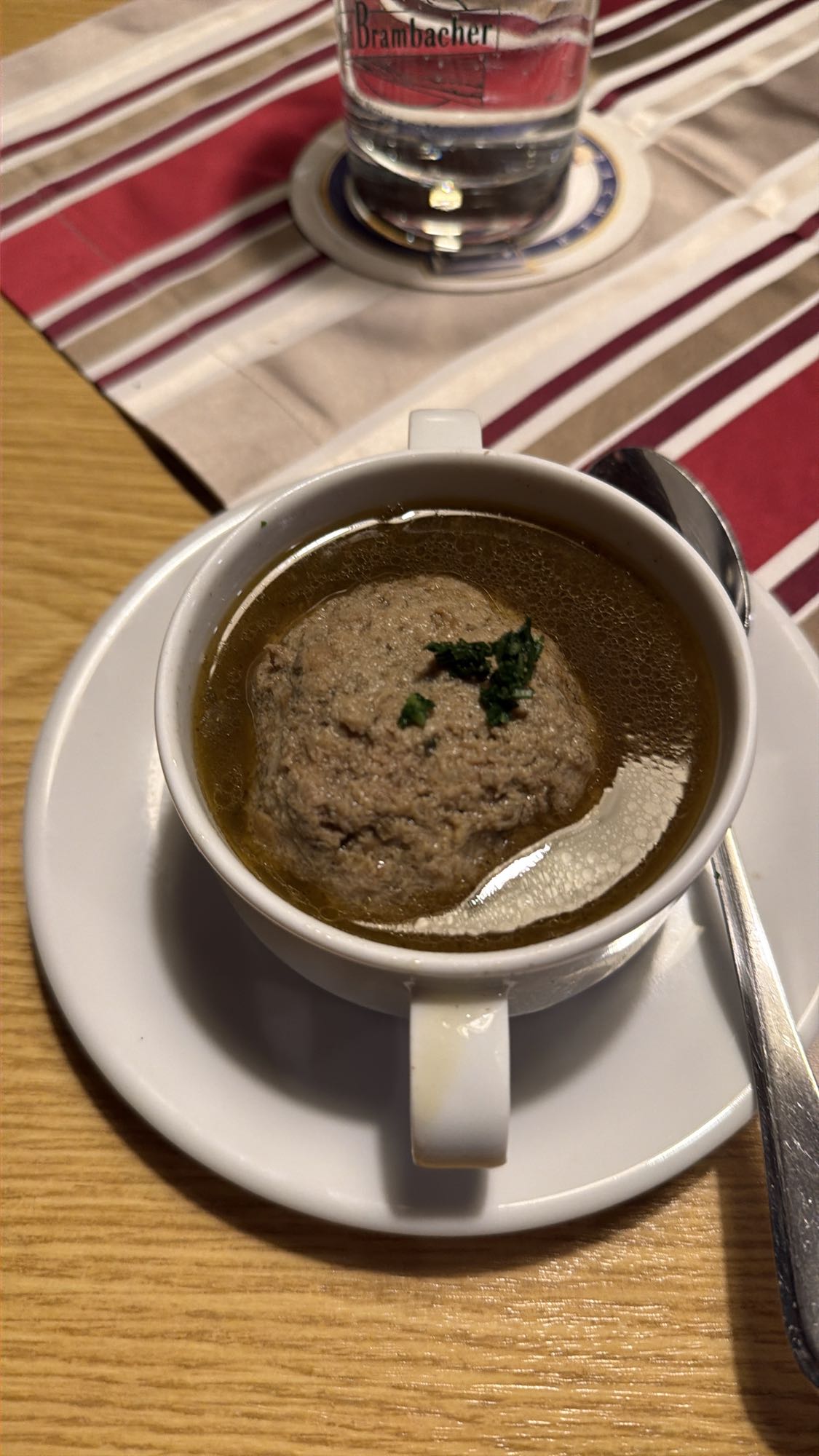 Leberknödelsuppe