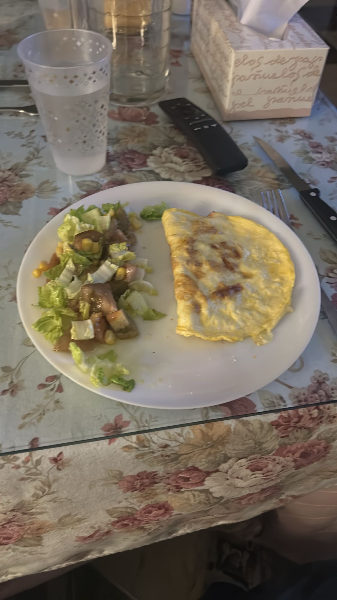 omelette con ensalada
