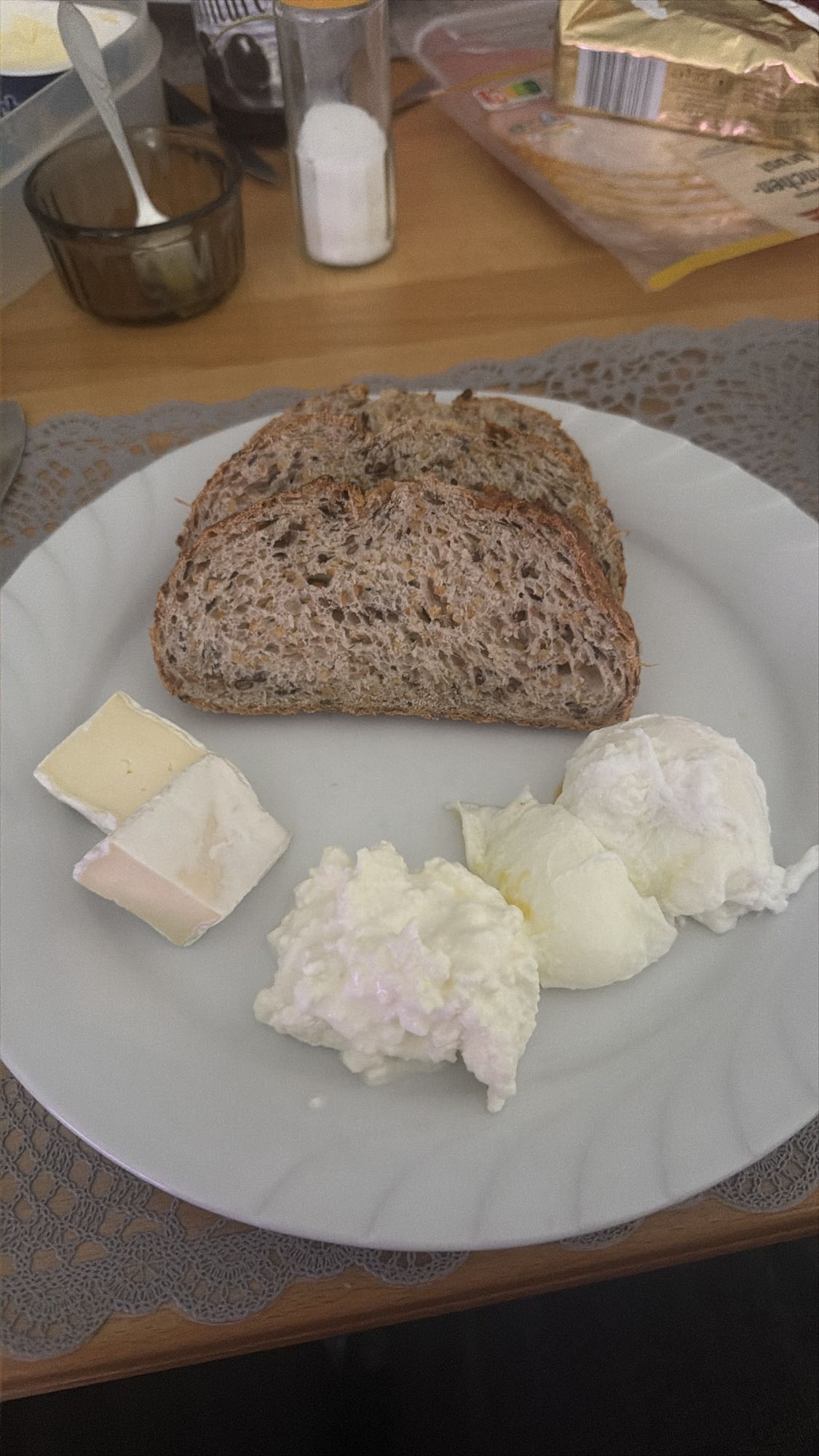 Käse, Brot & Eier Teller