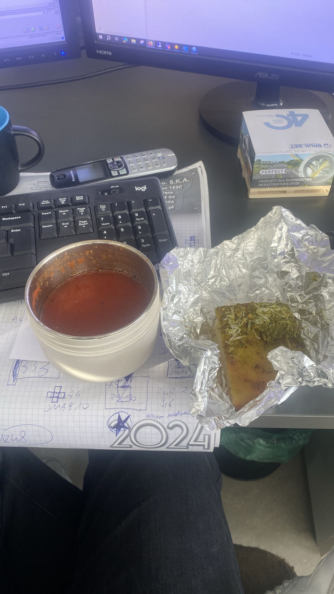 zupa pomidorowa i focaccia