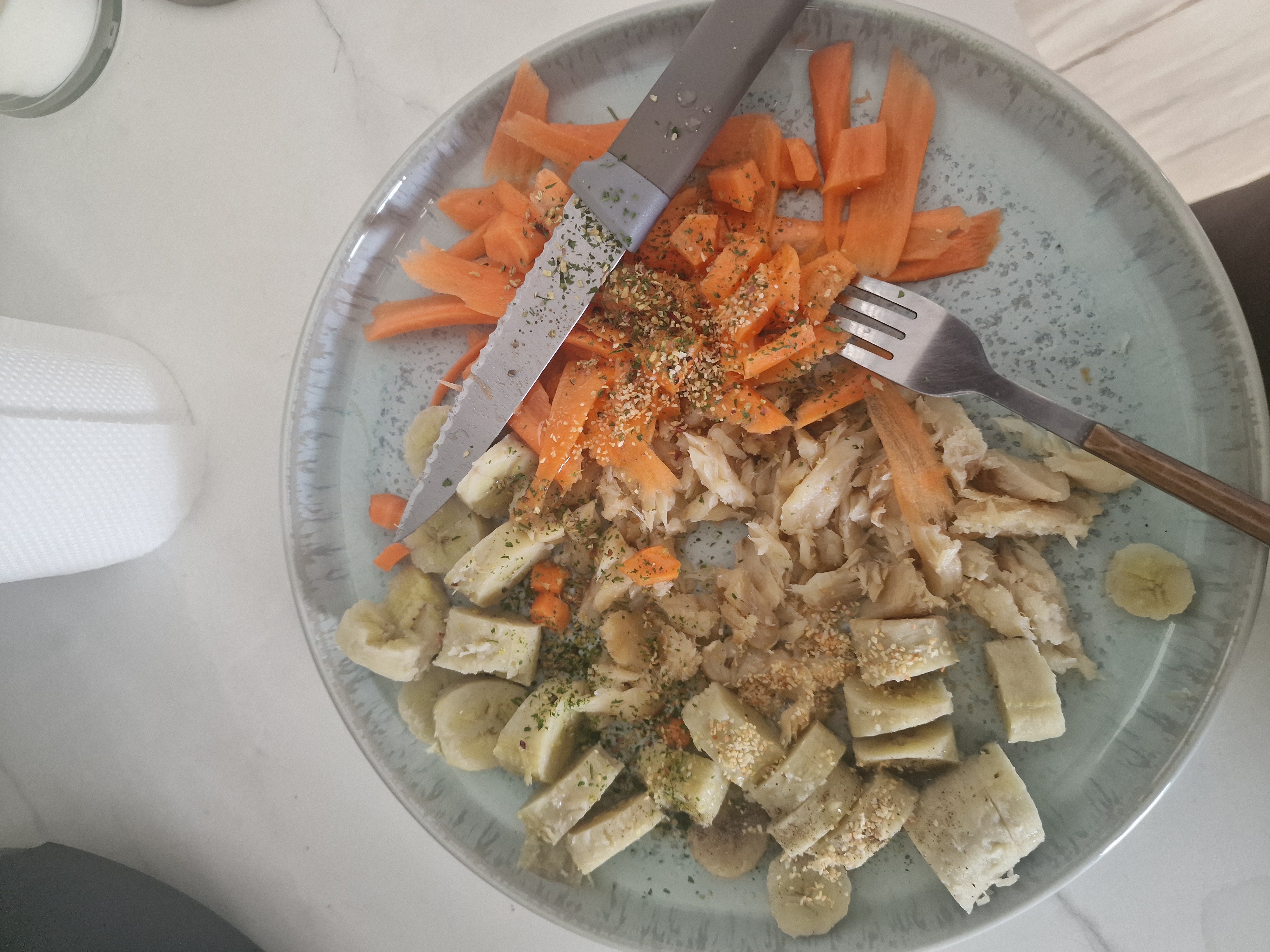 Salade poisson banane carotte