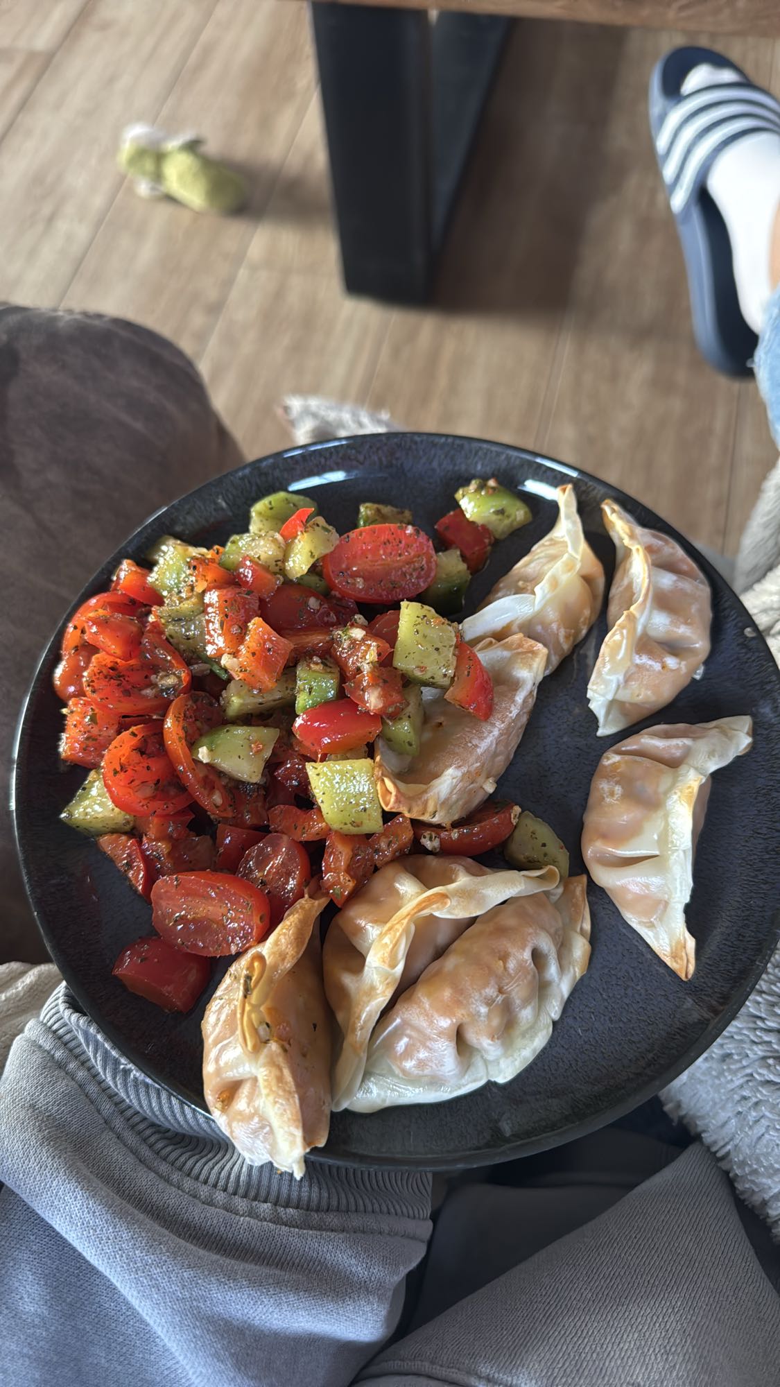 Gyoza mit Gemüsesalat