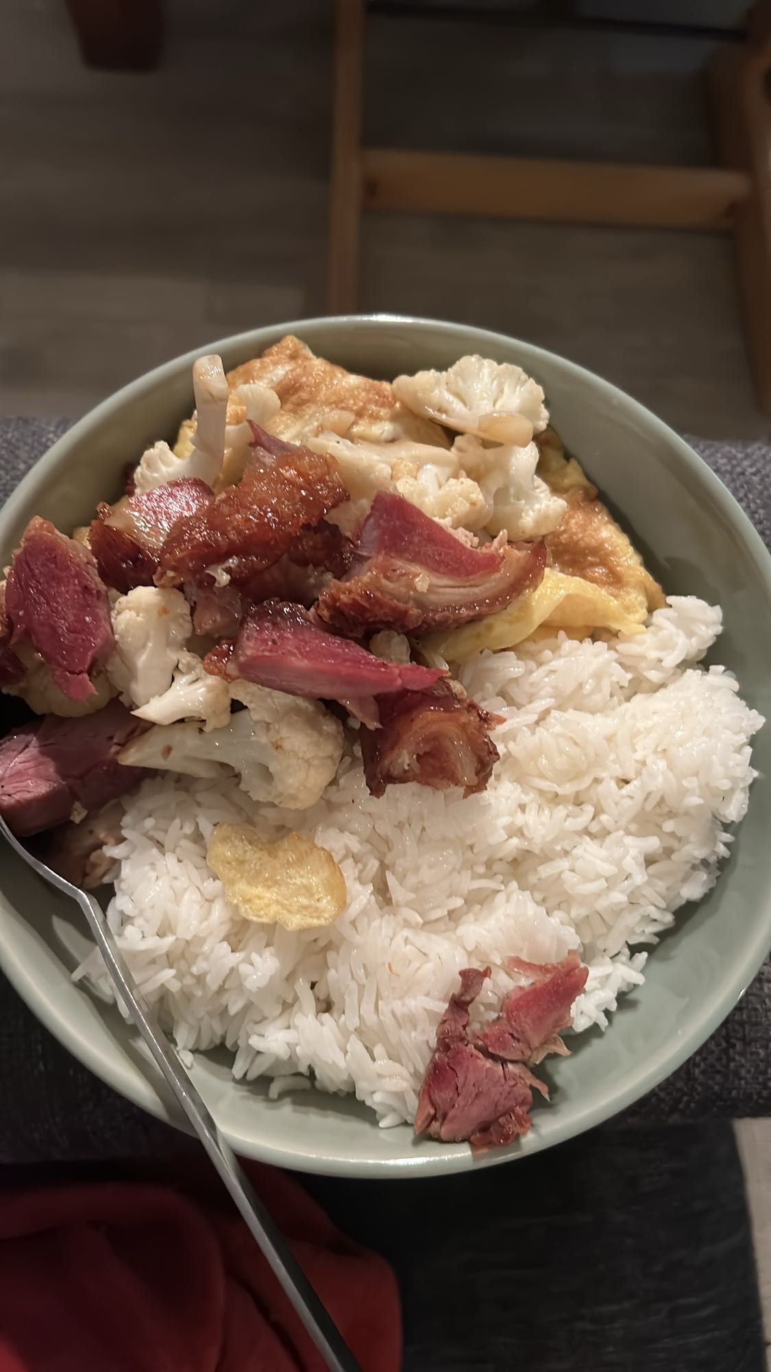 Ris med kjøtt og egg