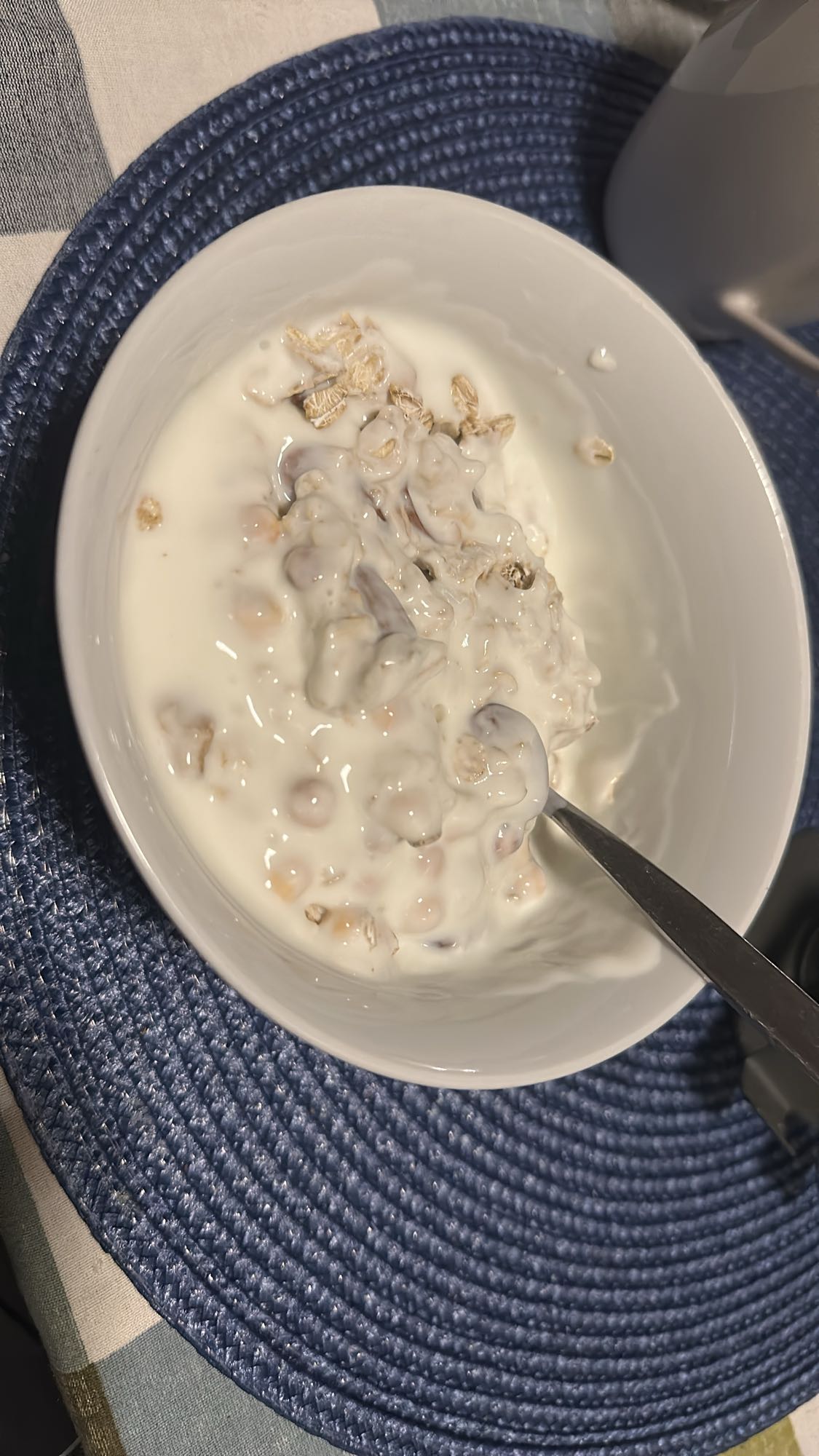 Yoghurt med müsli