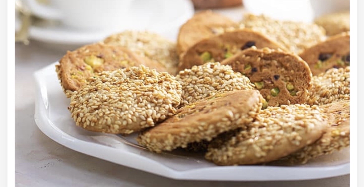 Sesame pistachio cookies