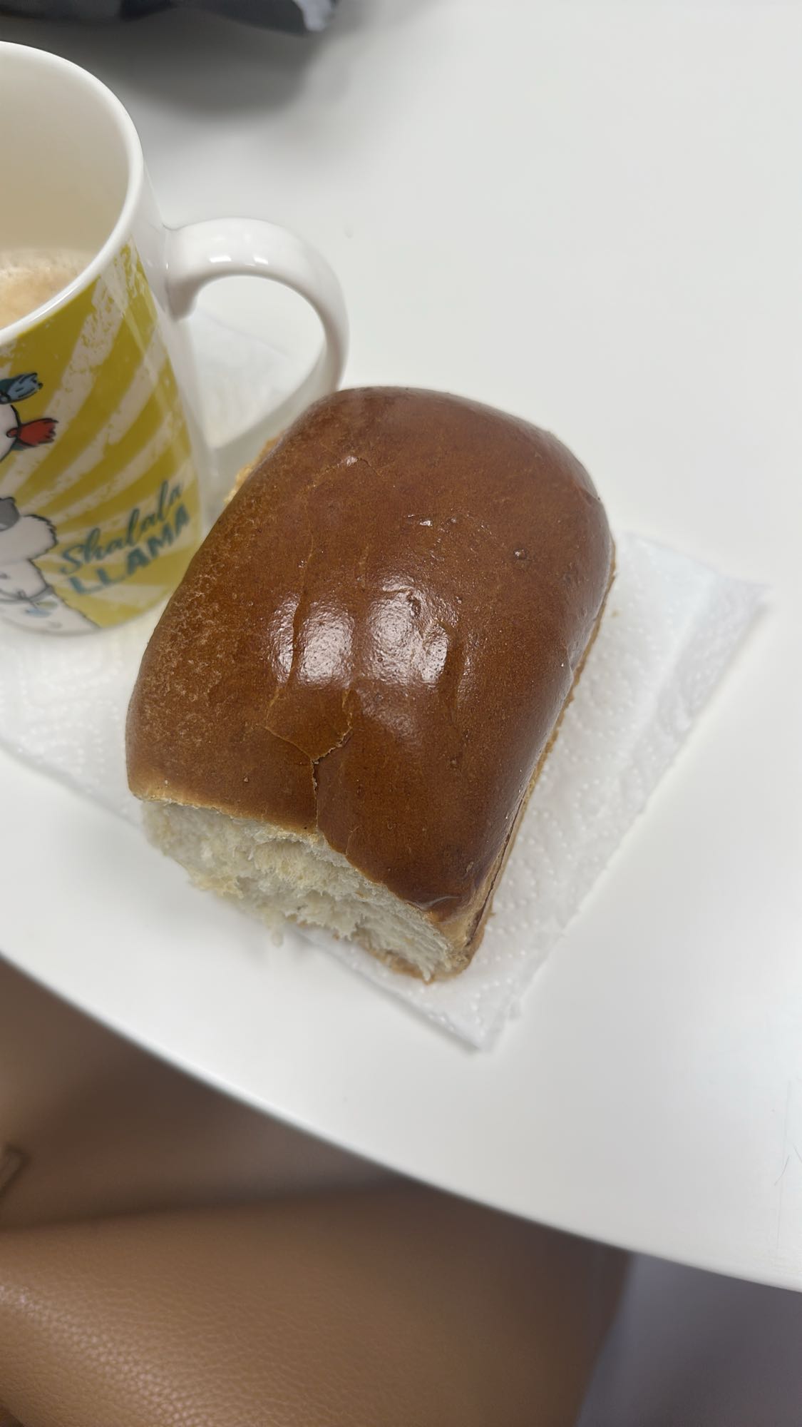 Sütlü çay ve poğaça