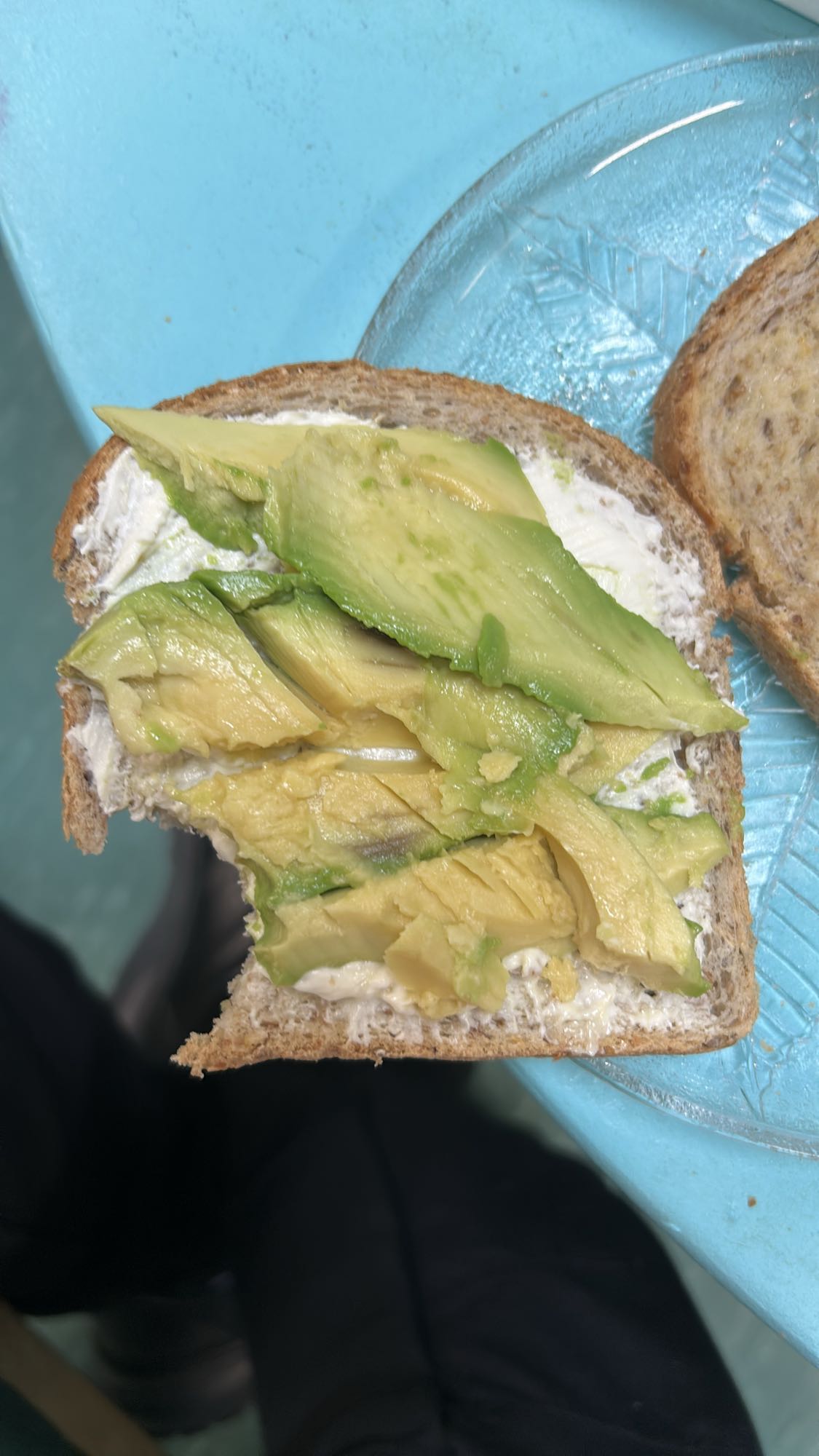 Avokadotoast med kremost