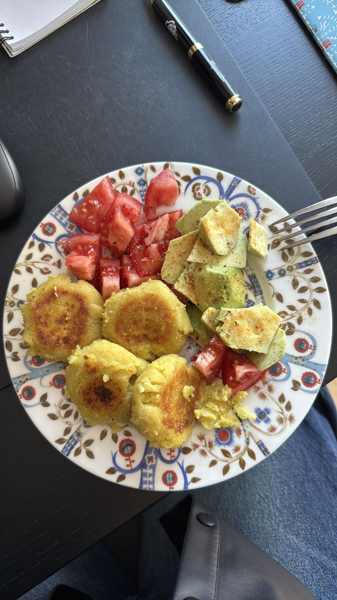 Falafel, tomato, avocado plate