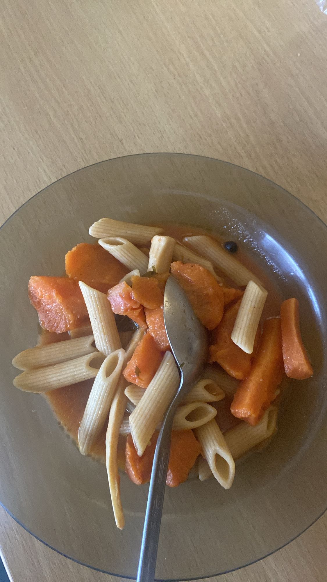 makaron z marchewką