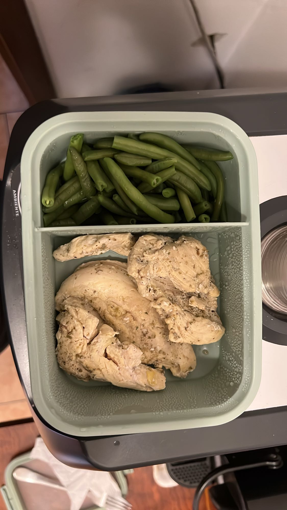 Tavuk ve yeşil fasulye