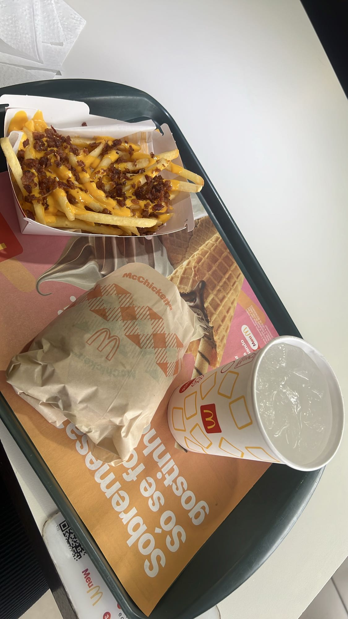 McChicken com fritas