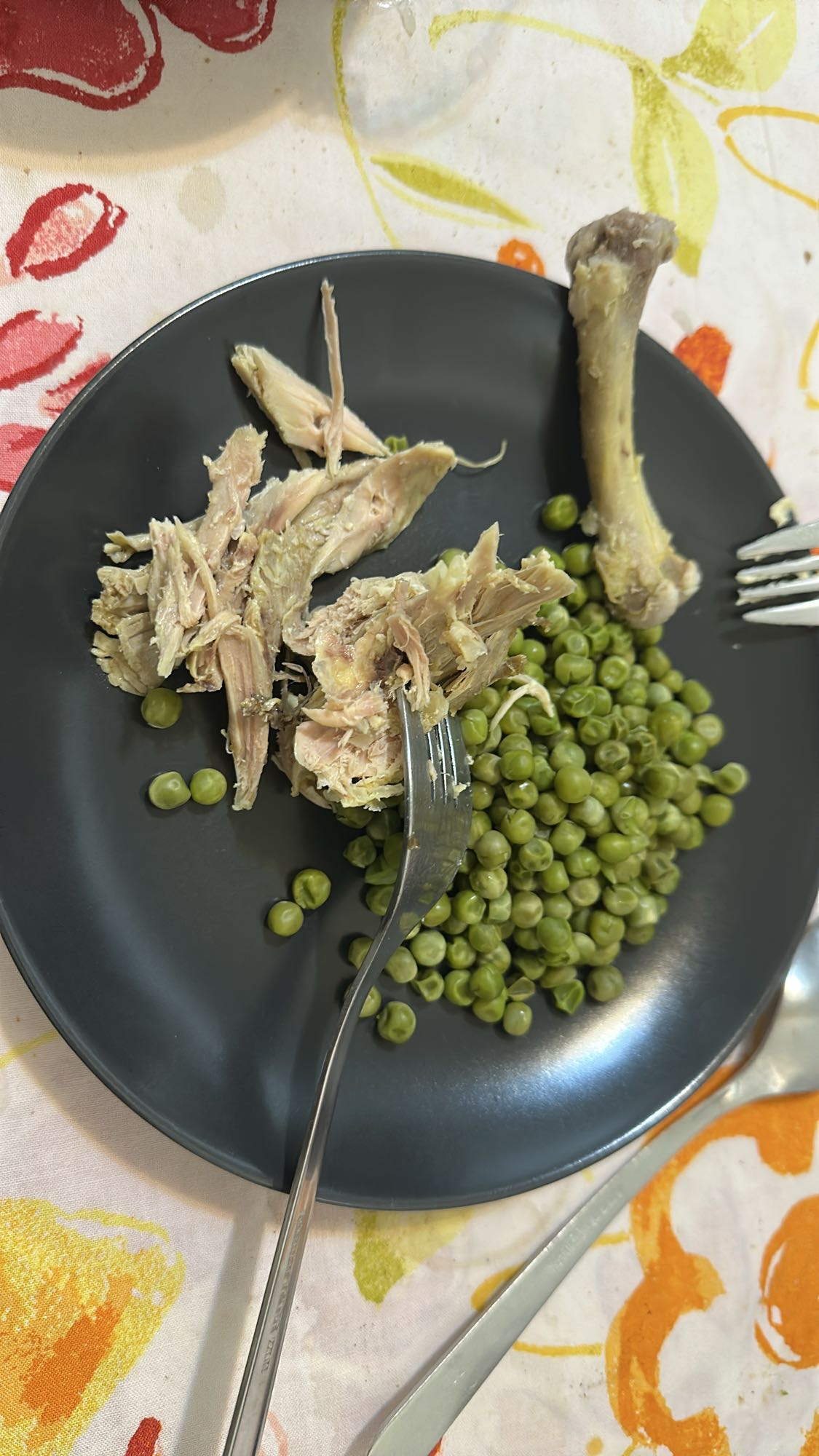 Chicken and peas plate