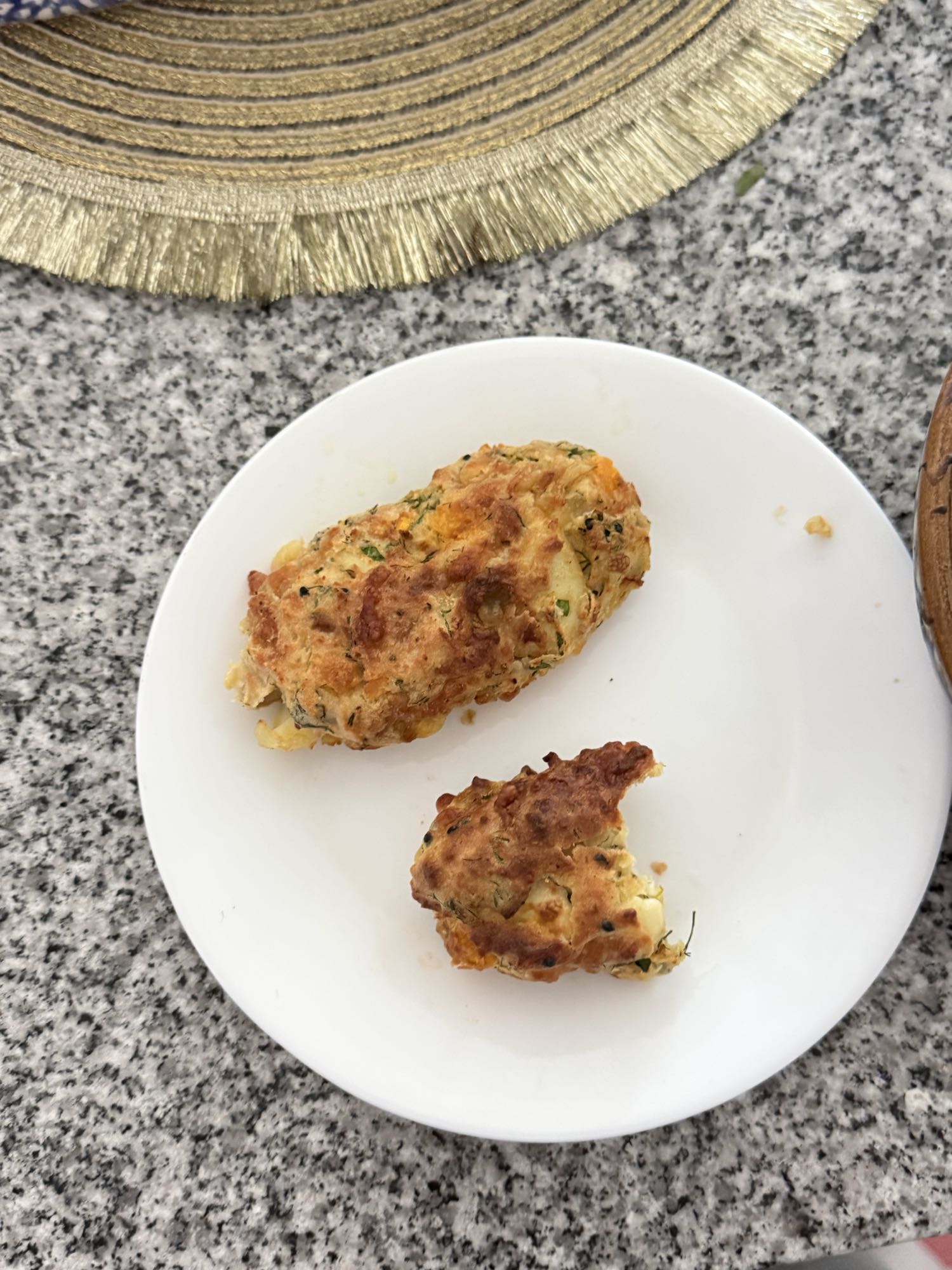 Сирні булочки з зеленню