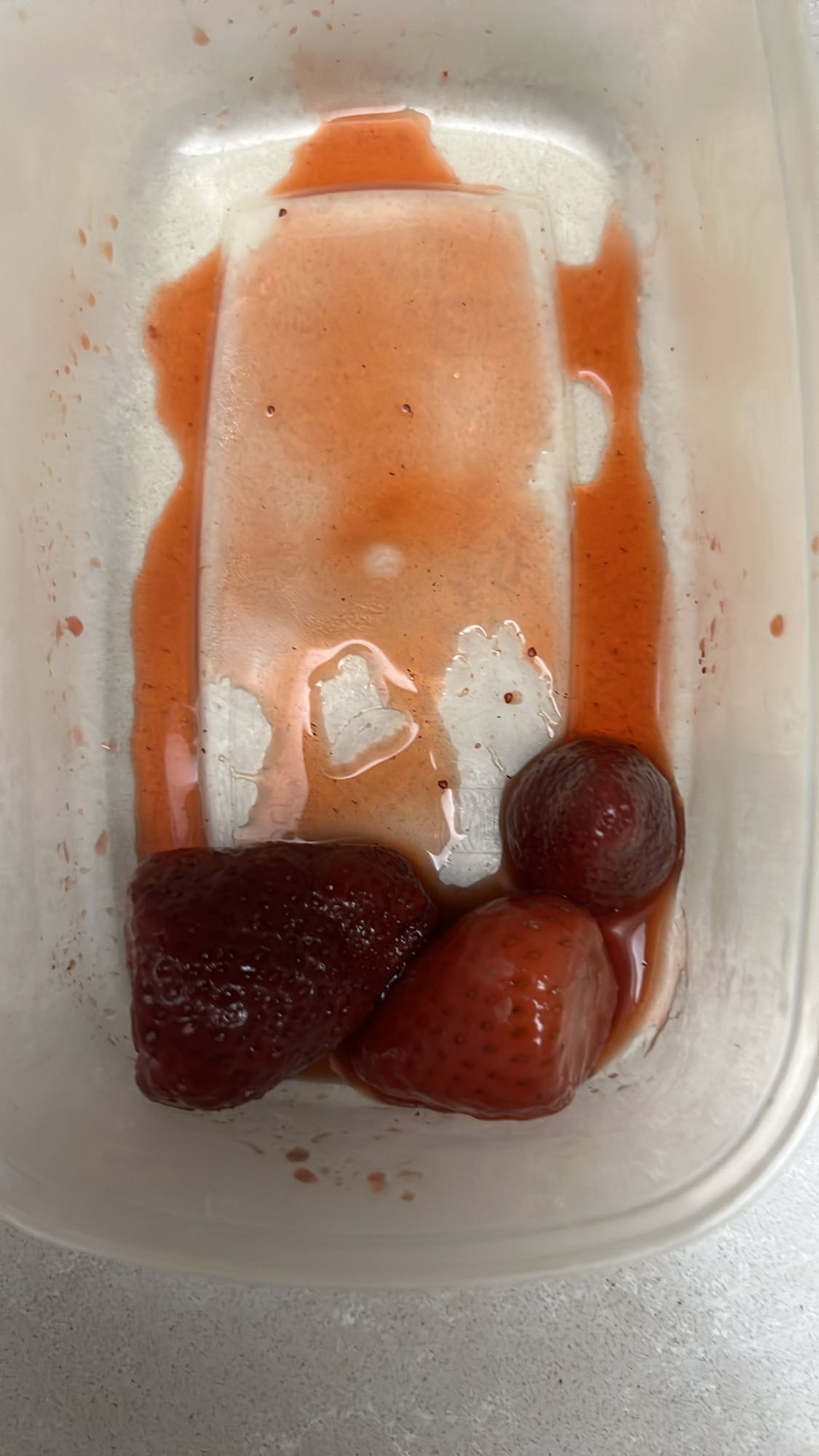 Çilek atıştırmalığı