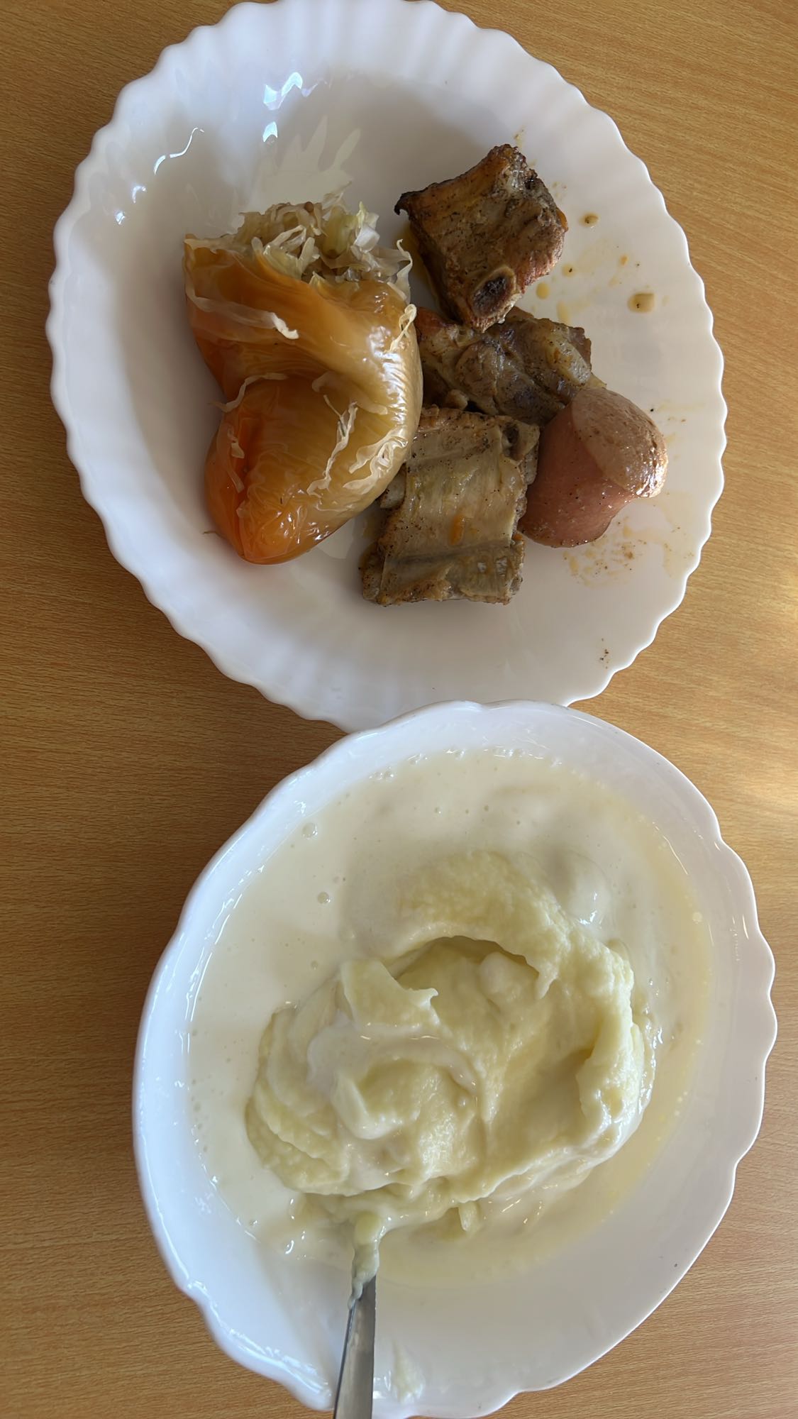 Piure cu carne și varză