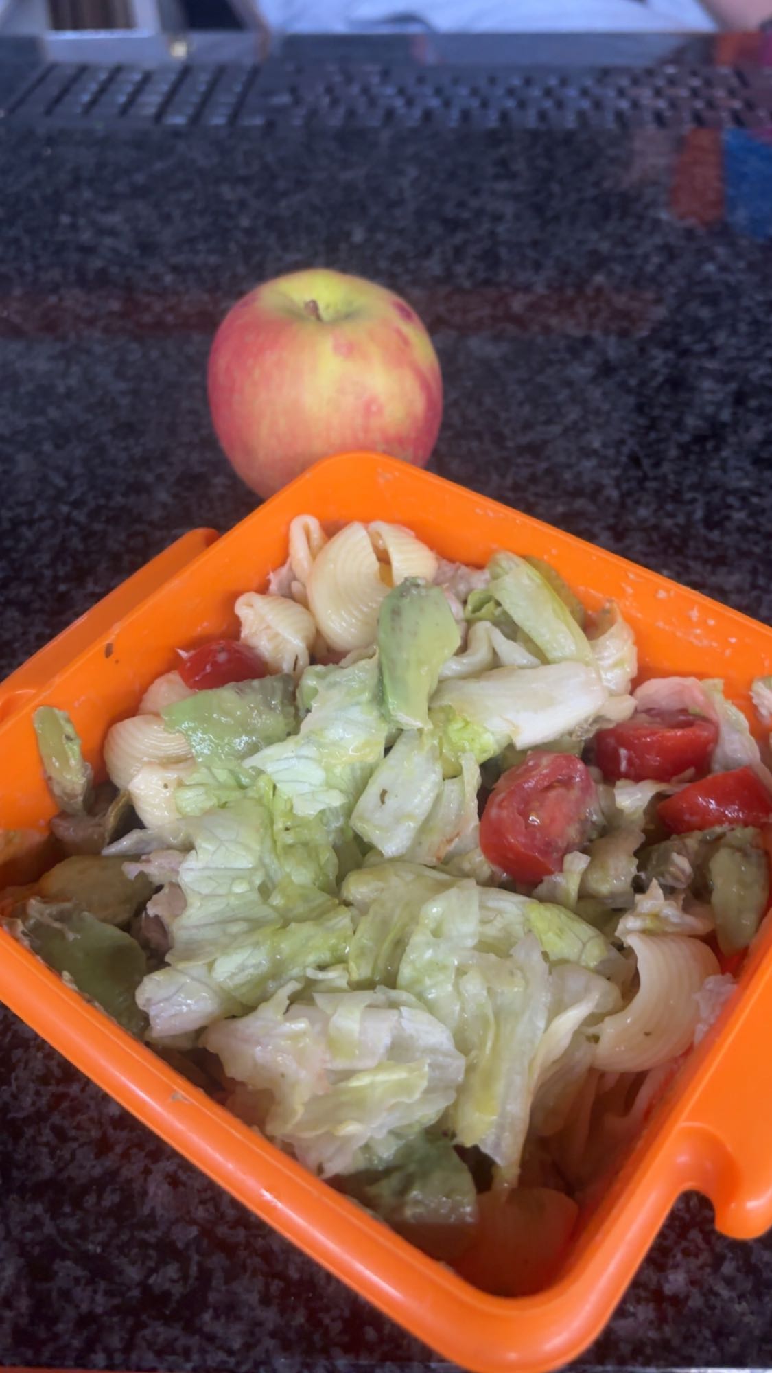 salade pâtes avocat pomme