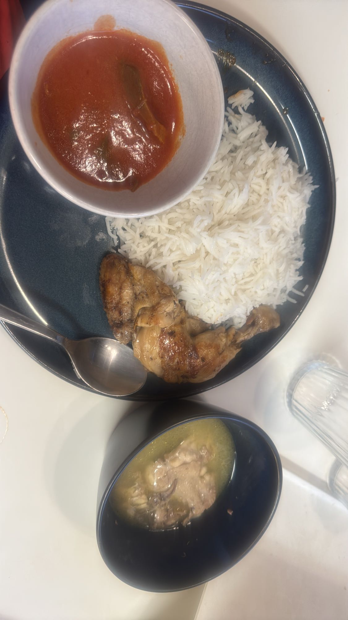 Kyckling med ris och sås