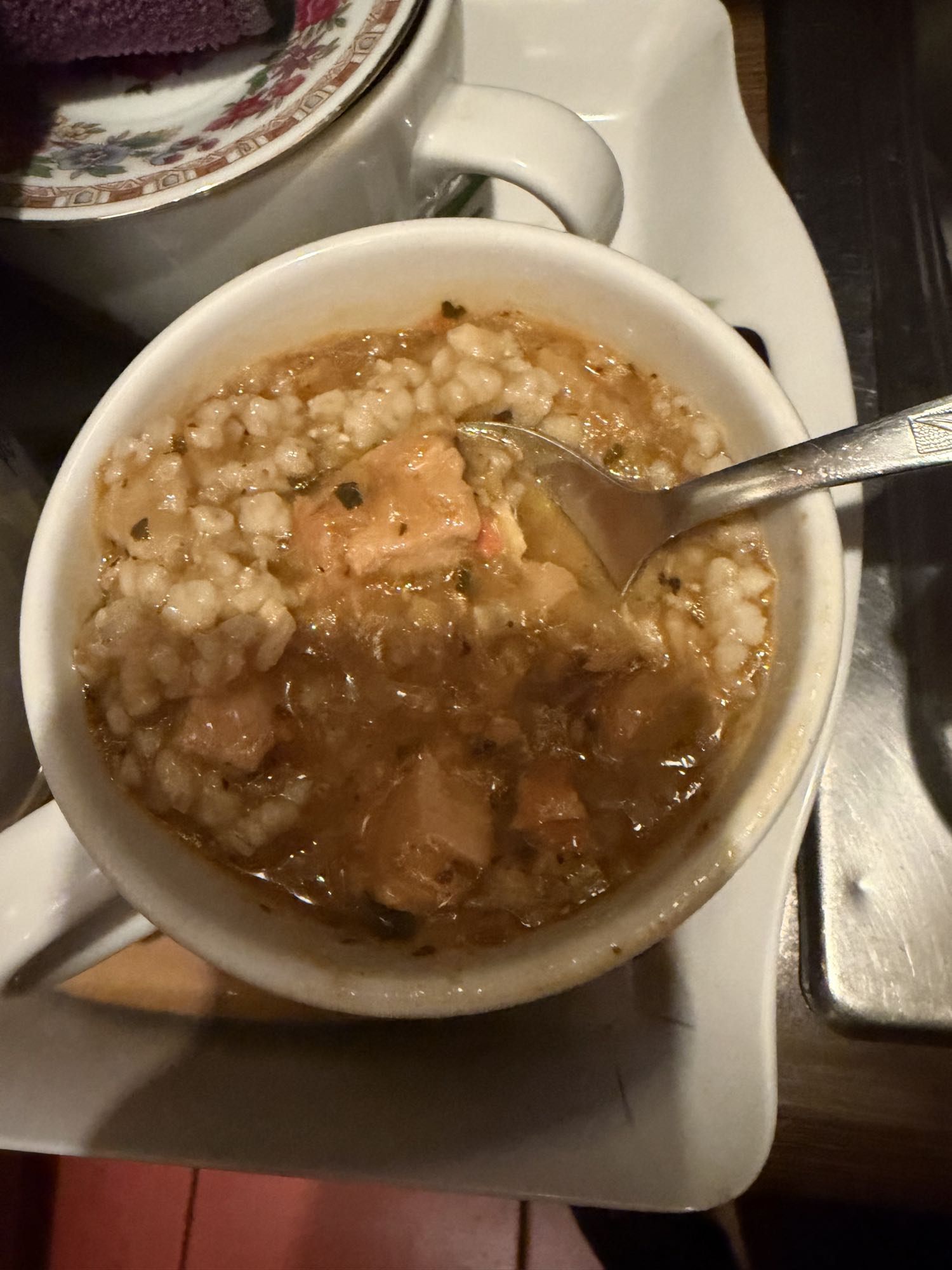 gulasz z kaszą jęczmienną