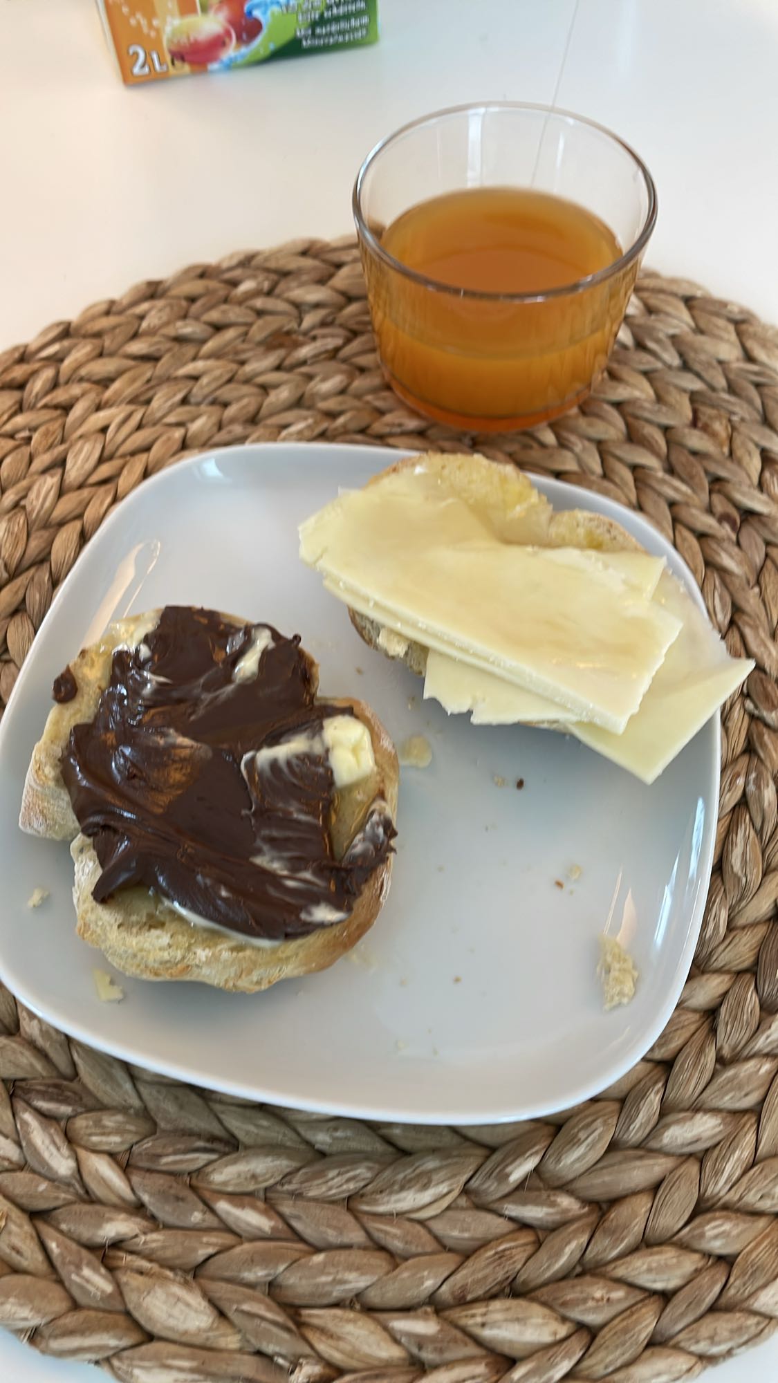 Frukostmackor med juice