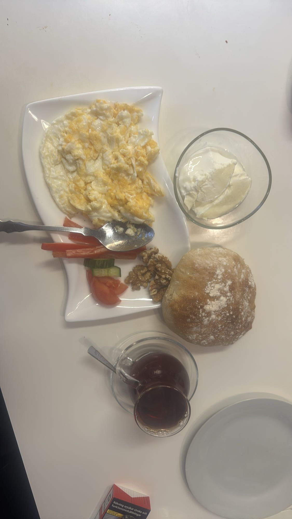 Frukosttallrik med ägg