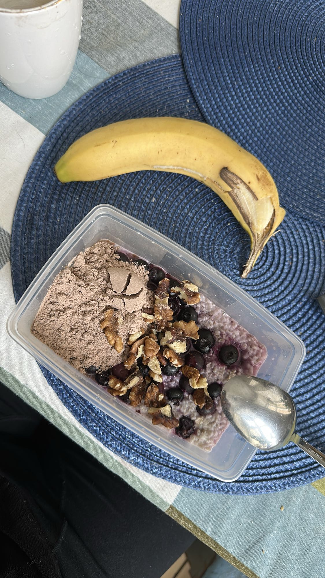 Havregrynsgröt med frukt