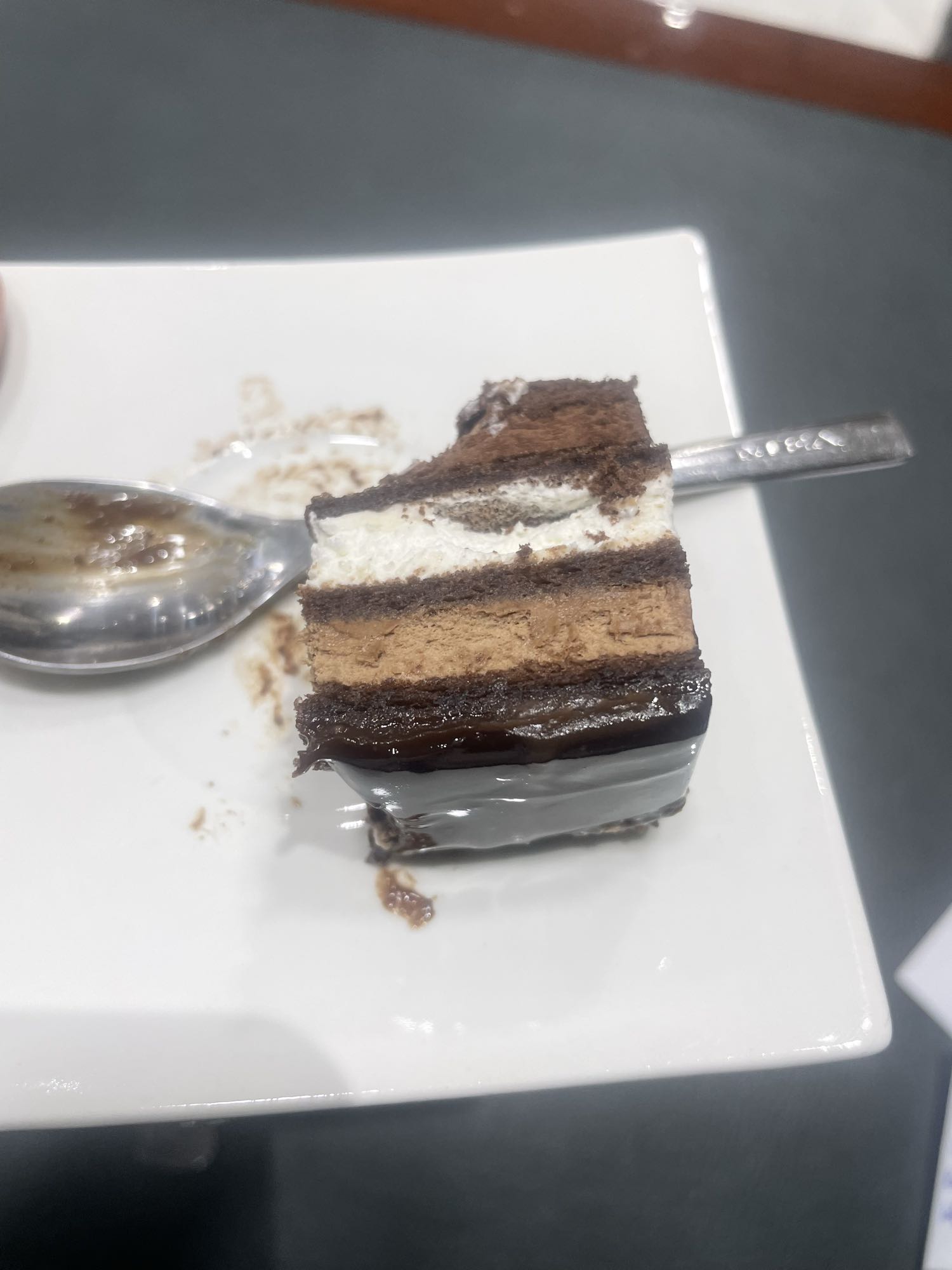 Chocolate cream cake