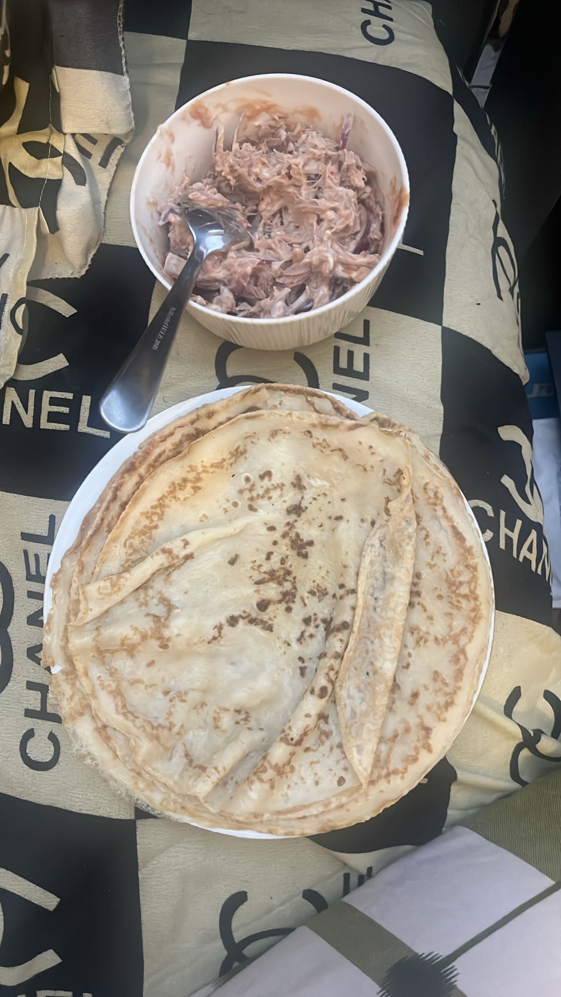 Crepes with tuna mix