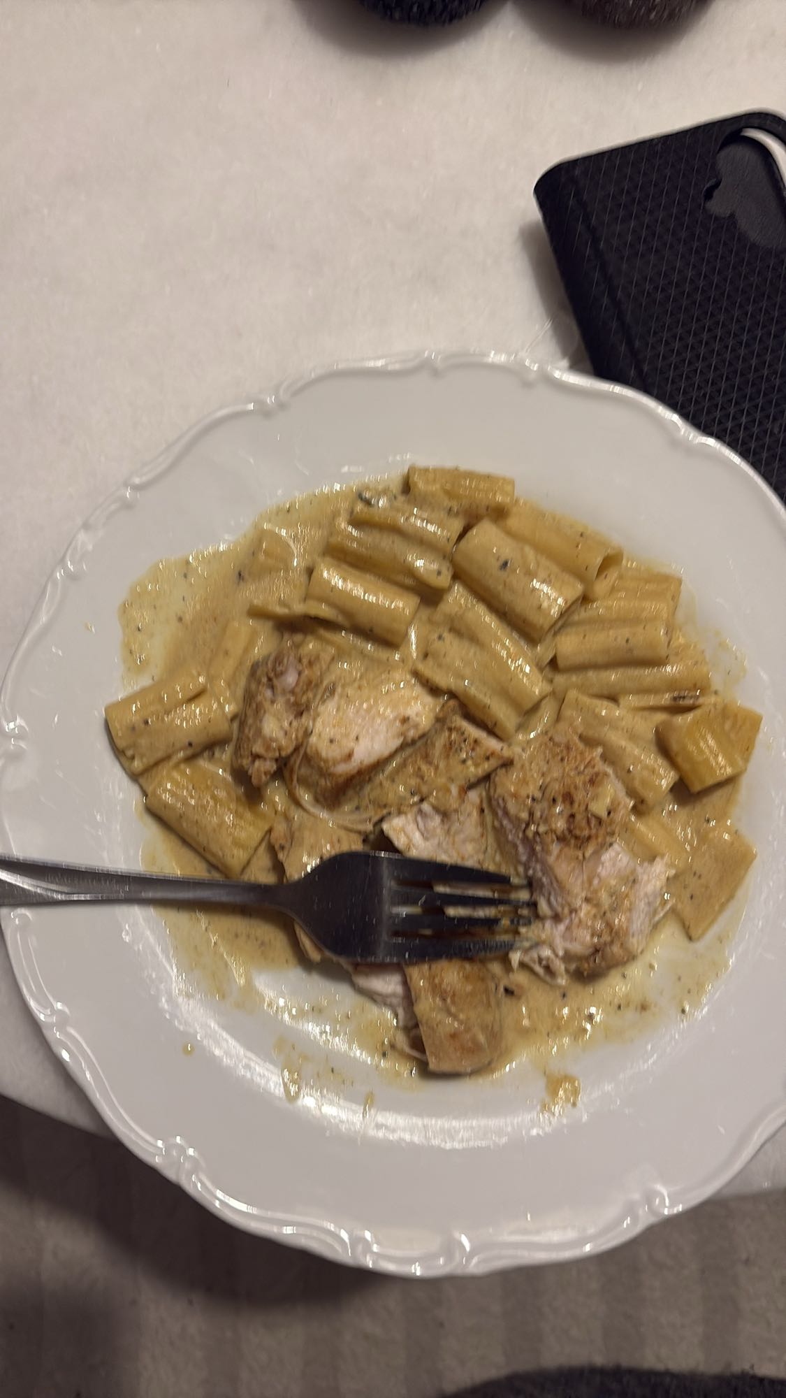 Kycklingpasta med gräddsås