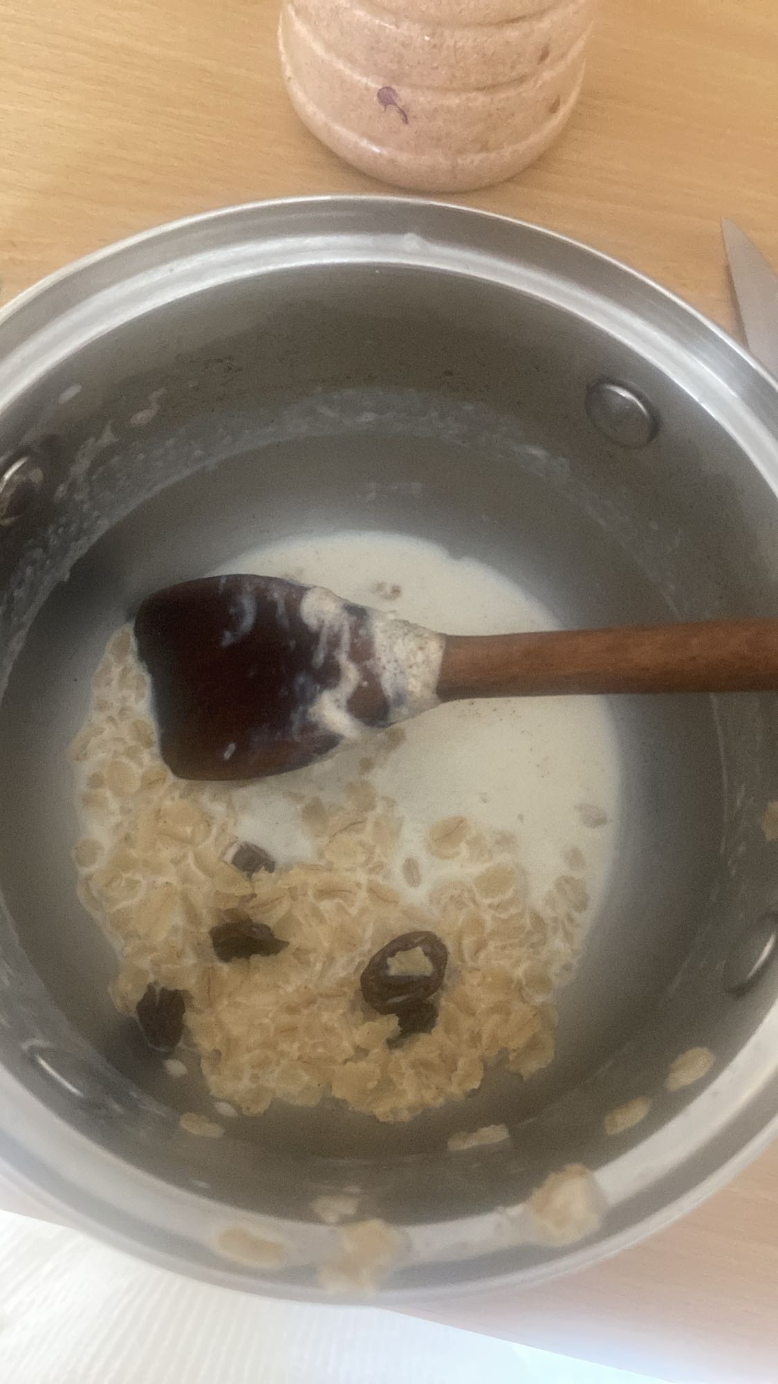 owsianka z rodzynkami