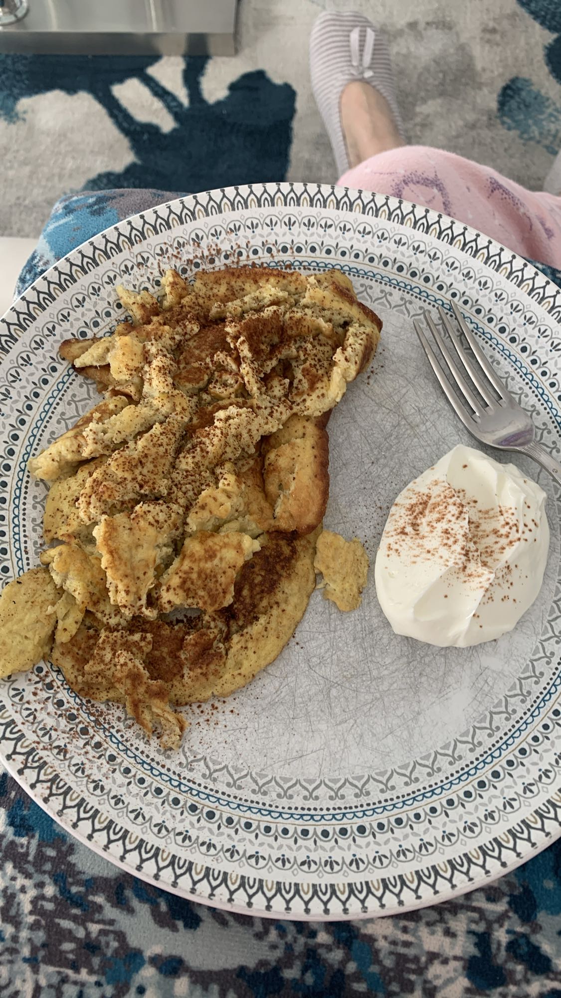 Omelette à la cannelle