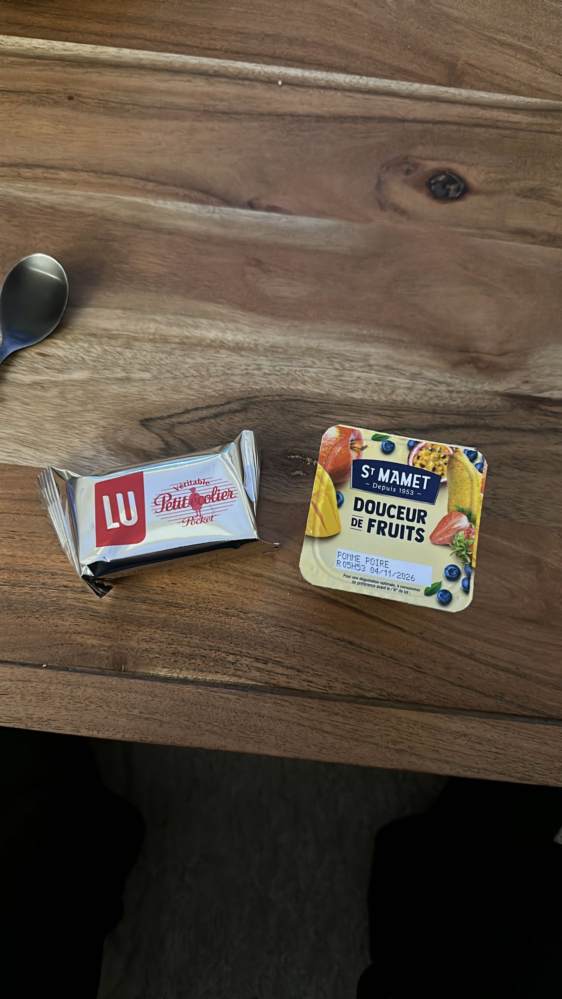 Goûter biscuit et fruits