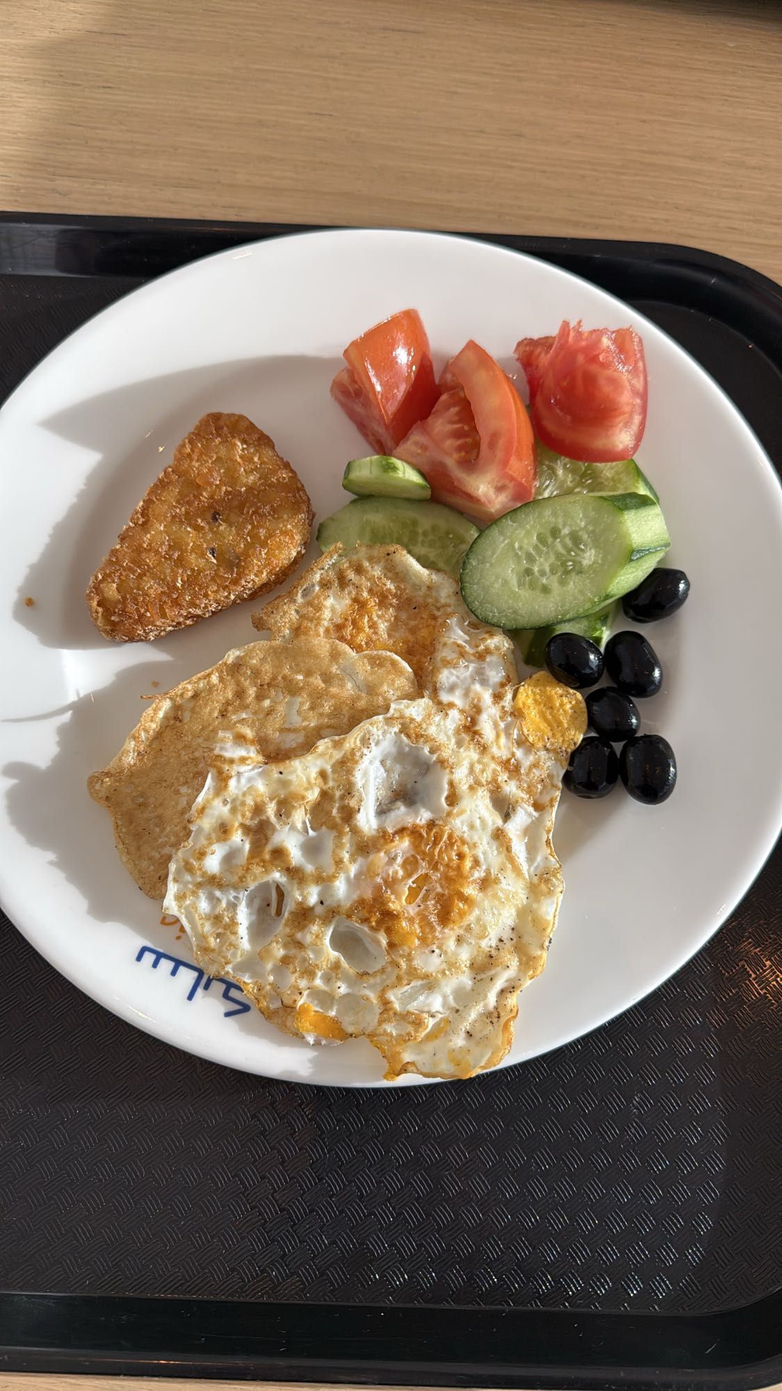 Eggs with veggies & hashbrown