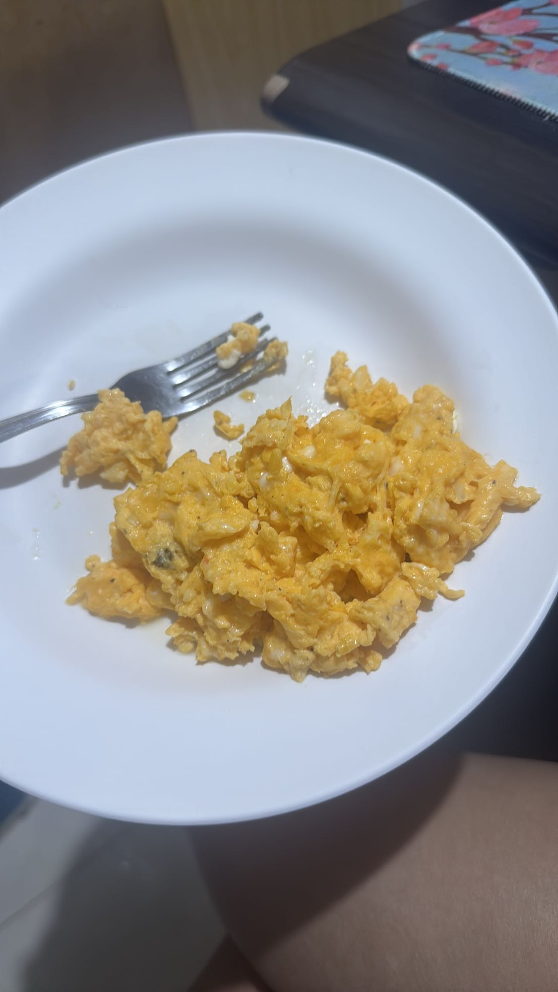 Scrambled Eggs with Cottage Cheese