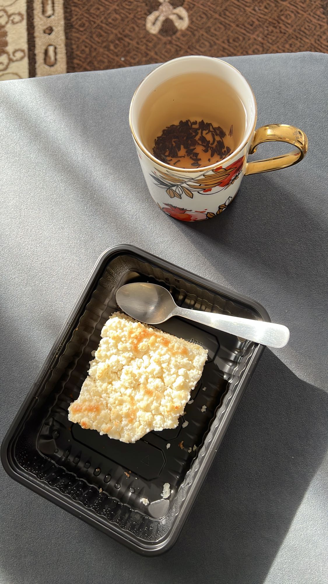 творожная запеканка и чай