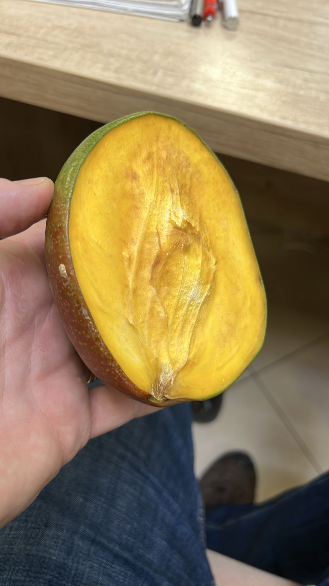 Mango proaspăt