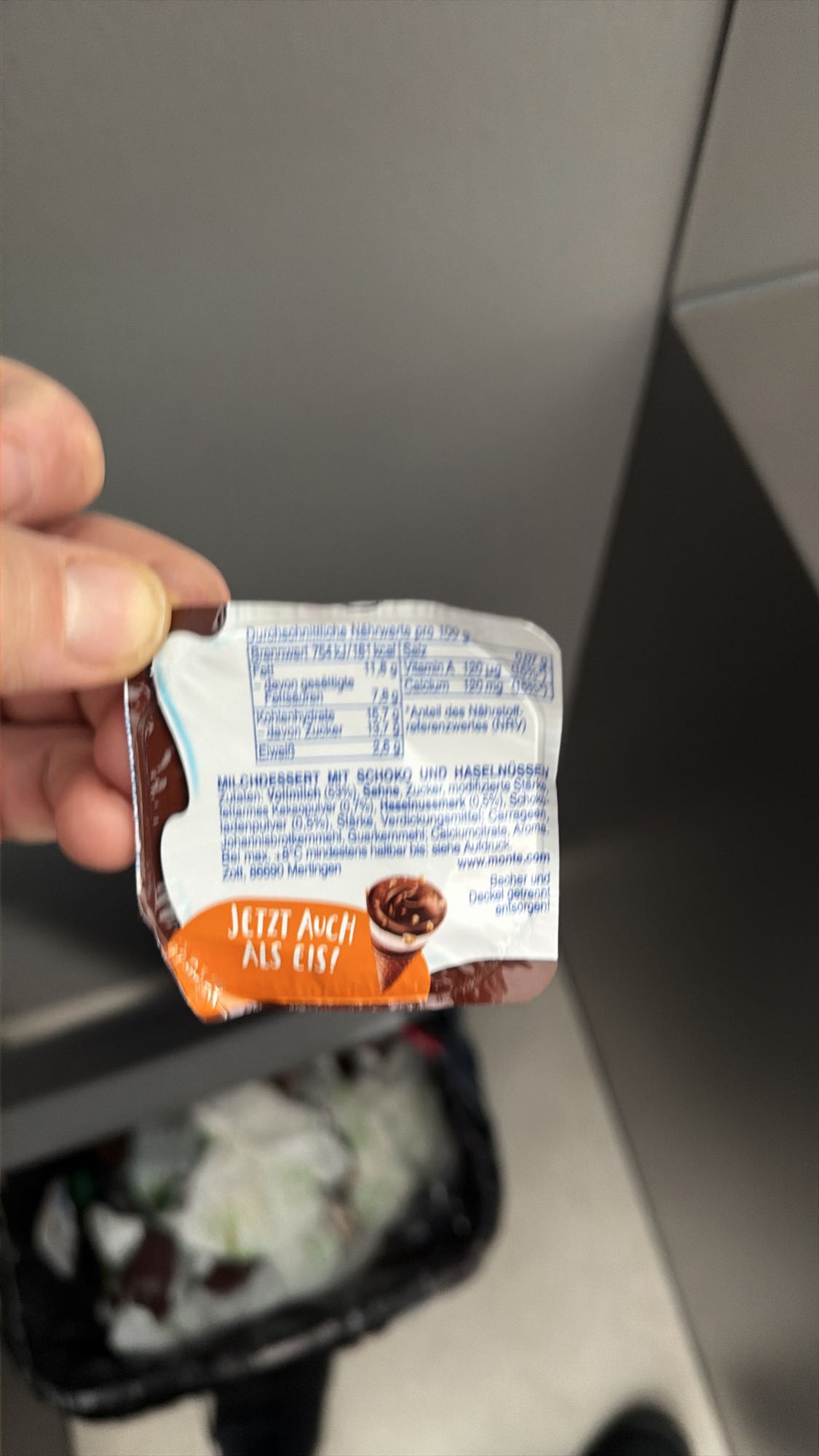 Schoko-Haselnuss Dessert